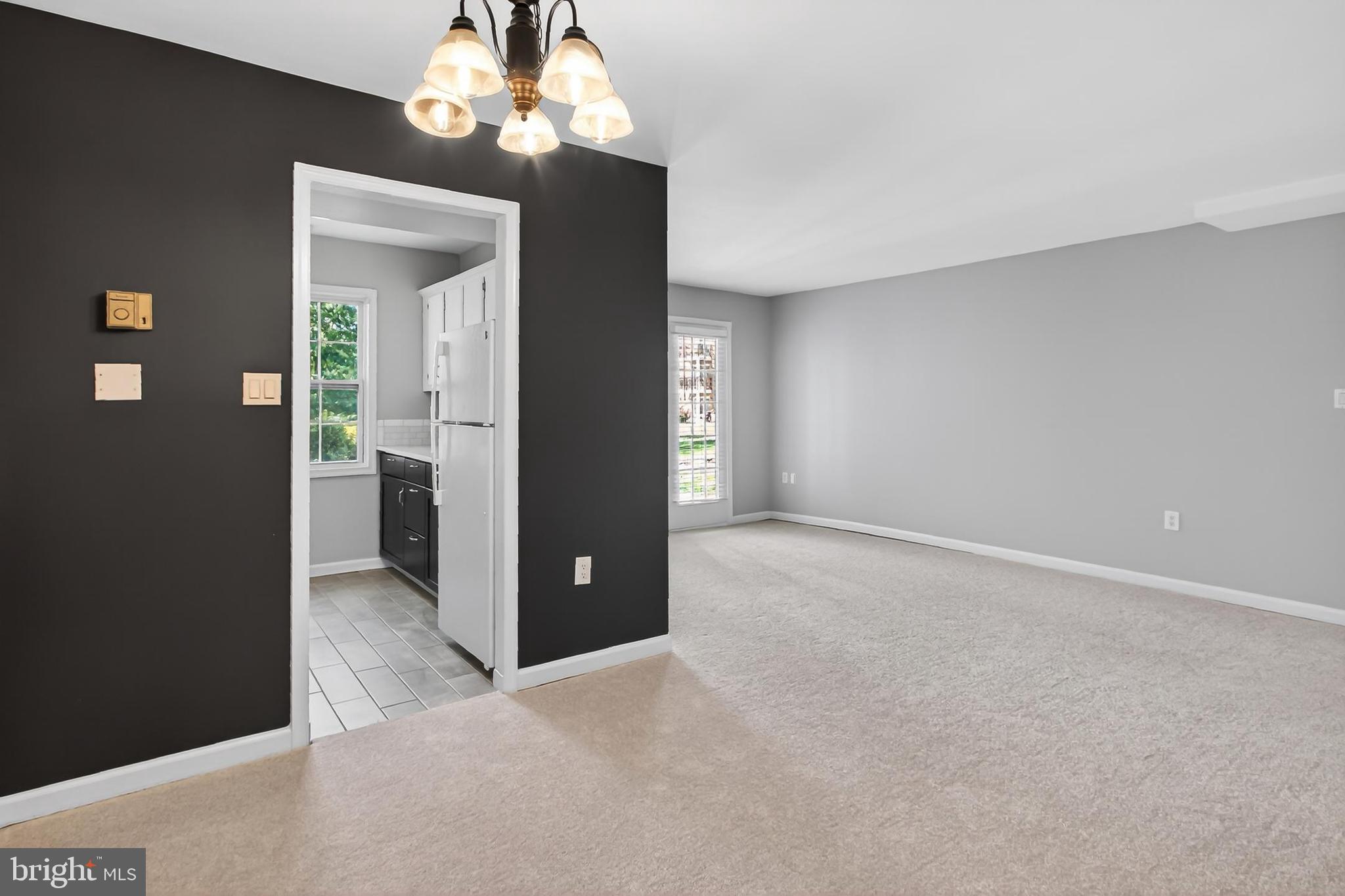 FOXCROFT COLONY CONDOS - Residential