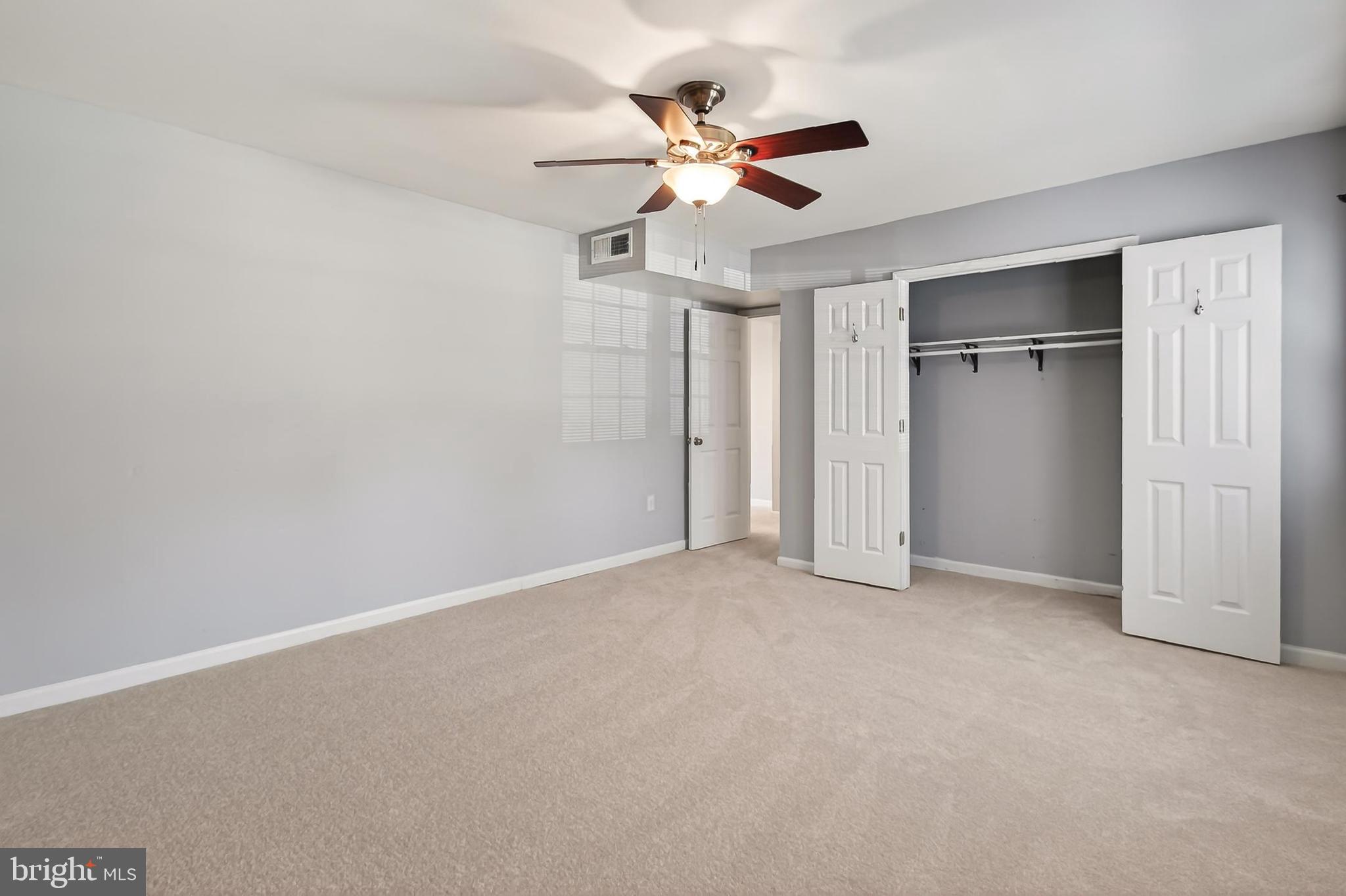 FOXCROFT COLONY CONDOS - Residential
