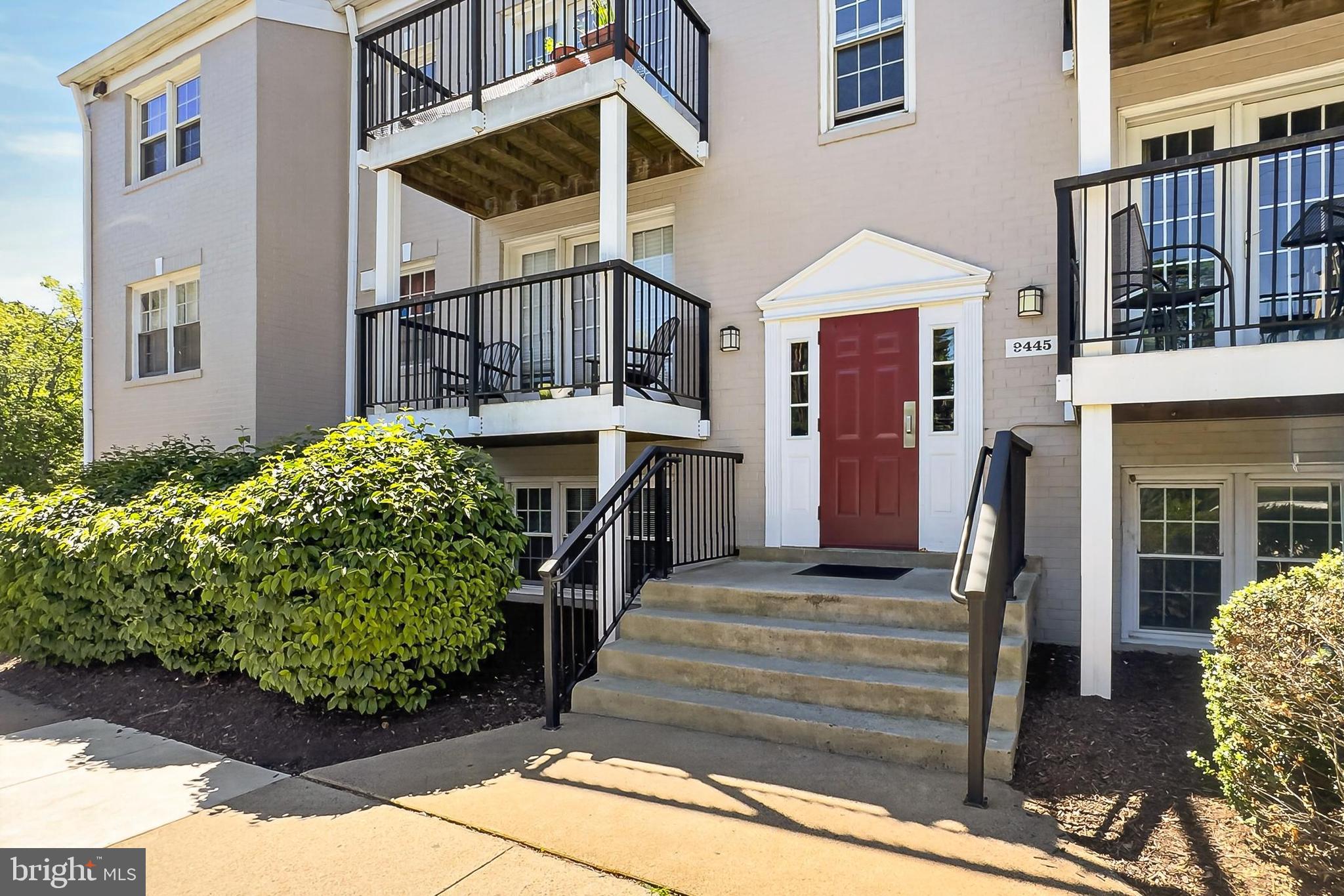 FOXCROFT COLONY CONDOS - Residential