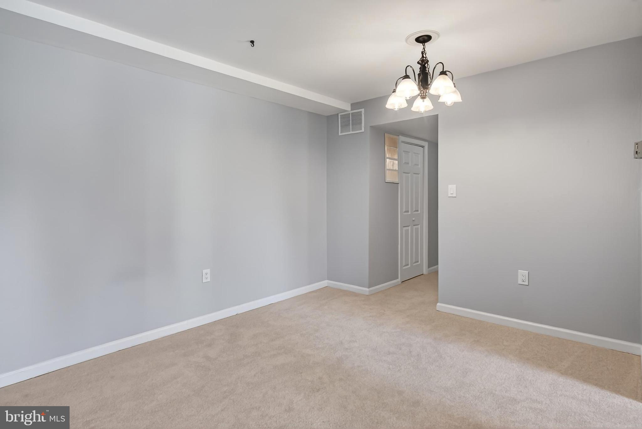 FOXCROFT COLONY CONDOS - Residential