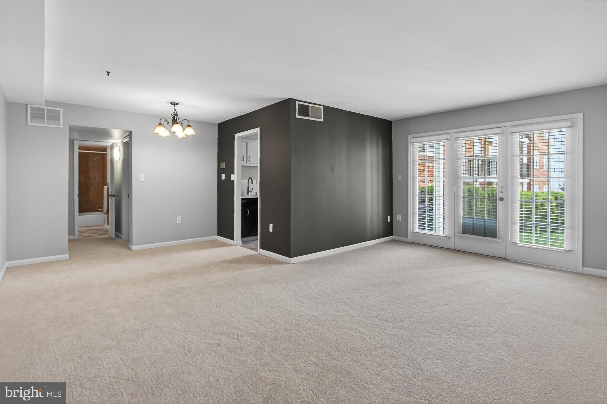 FOXCROFT COLONY CONDOS - Residential