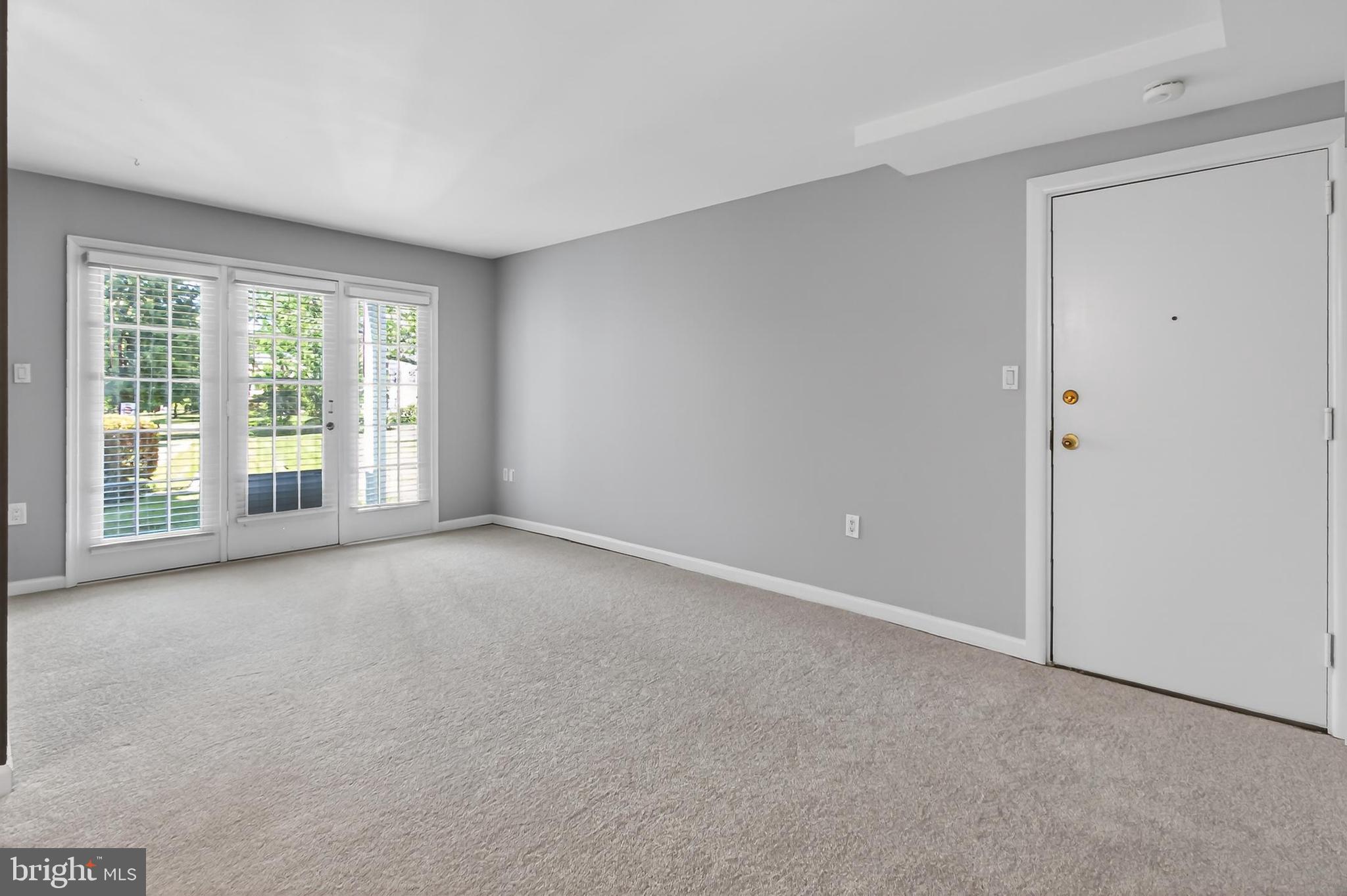 FOXCROFT COLONY CONDOS - Residential