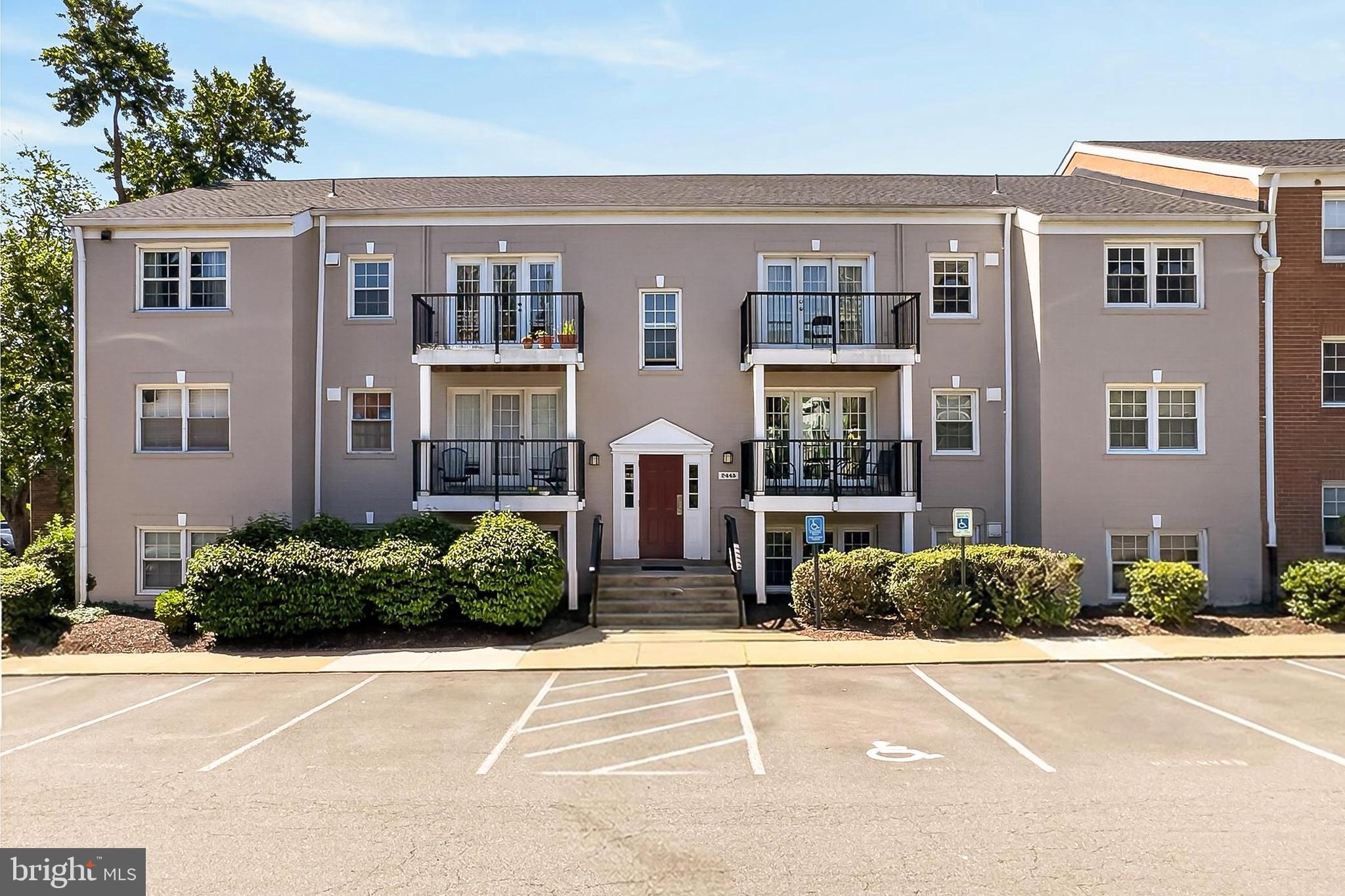 FOXCROFT COLONY CONDOS - Residential
