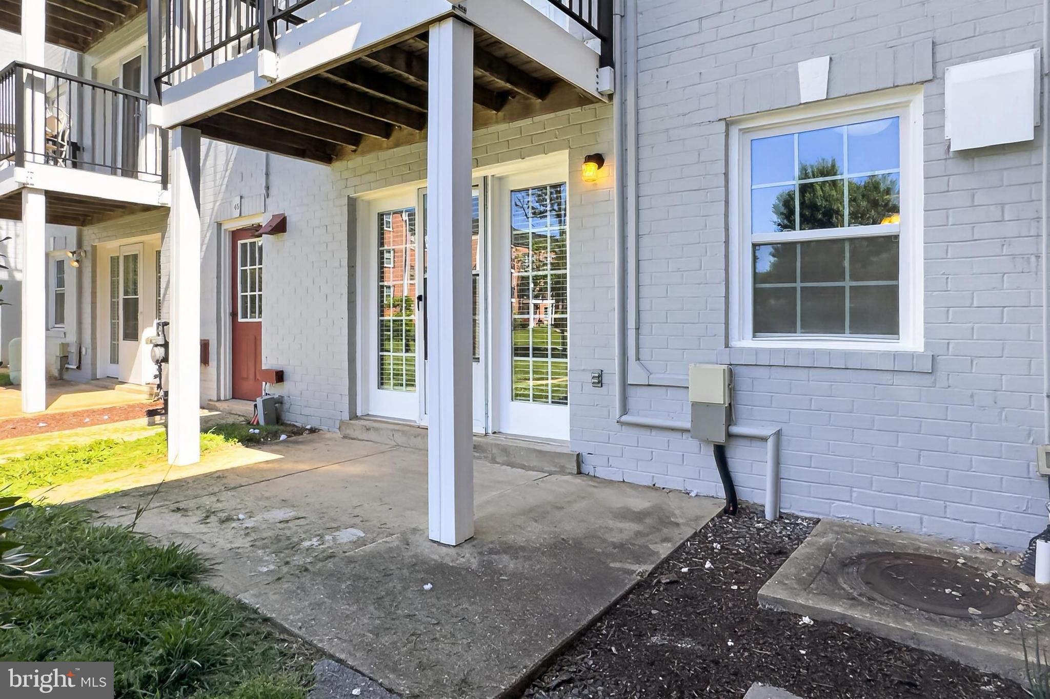 FOXCROFT COLONY CONDOS - Residential