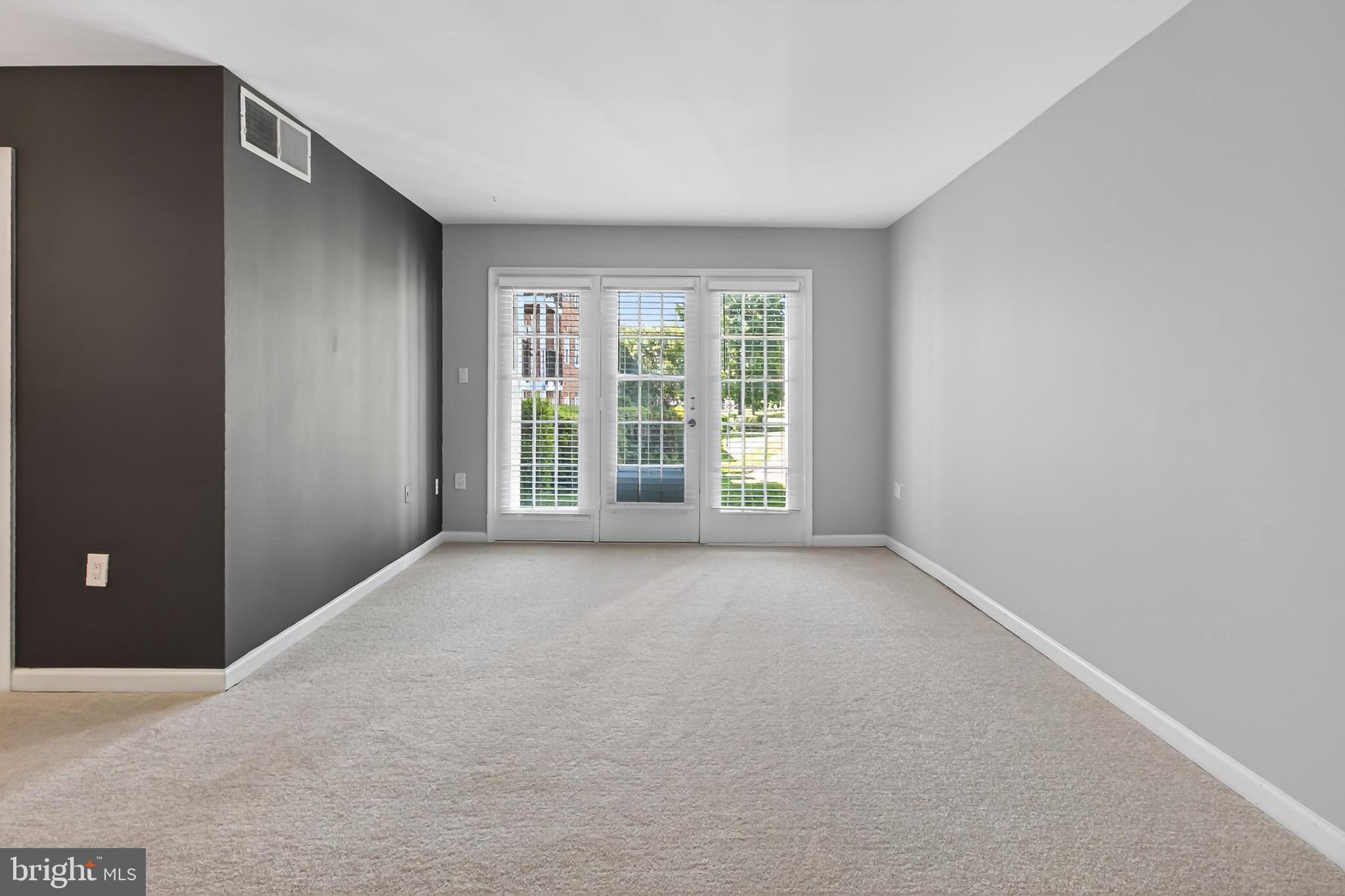 FOXCROFT COLONY CONDOS - Residential