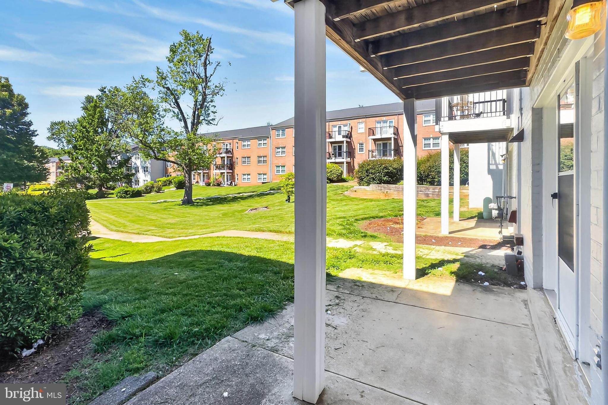 FOXCROFT COLONY CONDOS - Residential