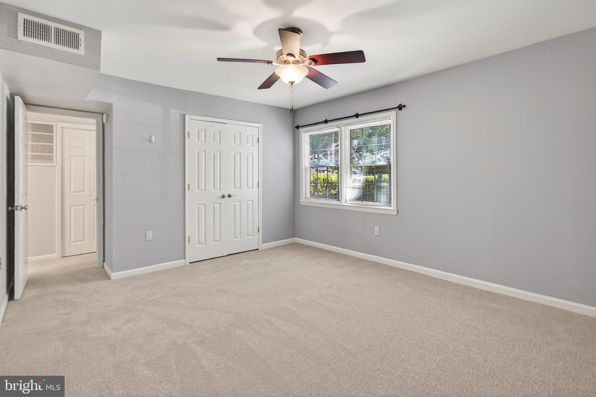 FOXCROFT COLONY CONDOS - Residential
