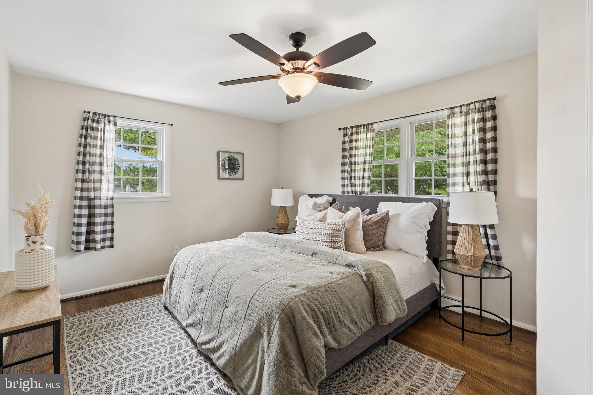 ORCHARD HILLS - Residential