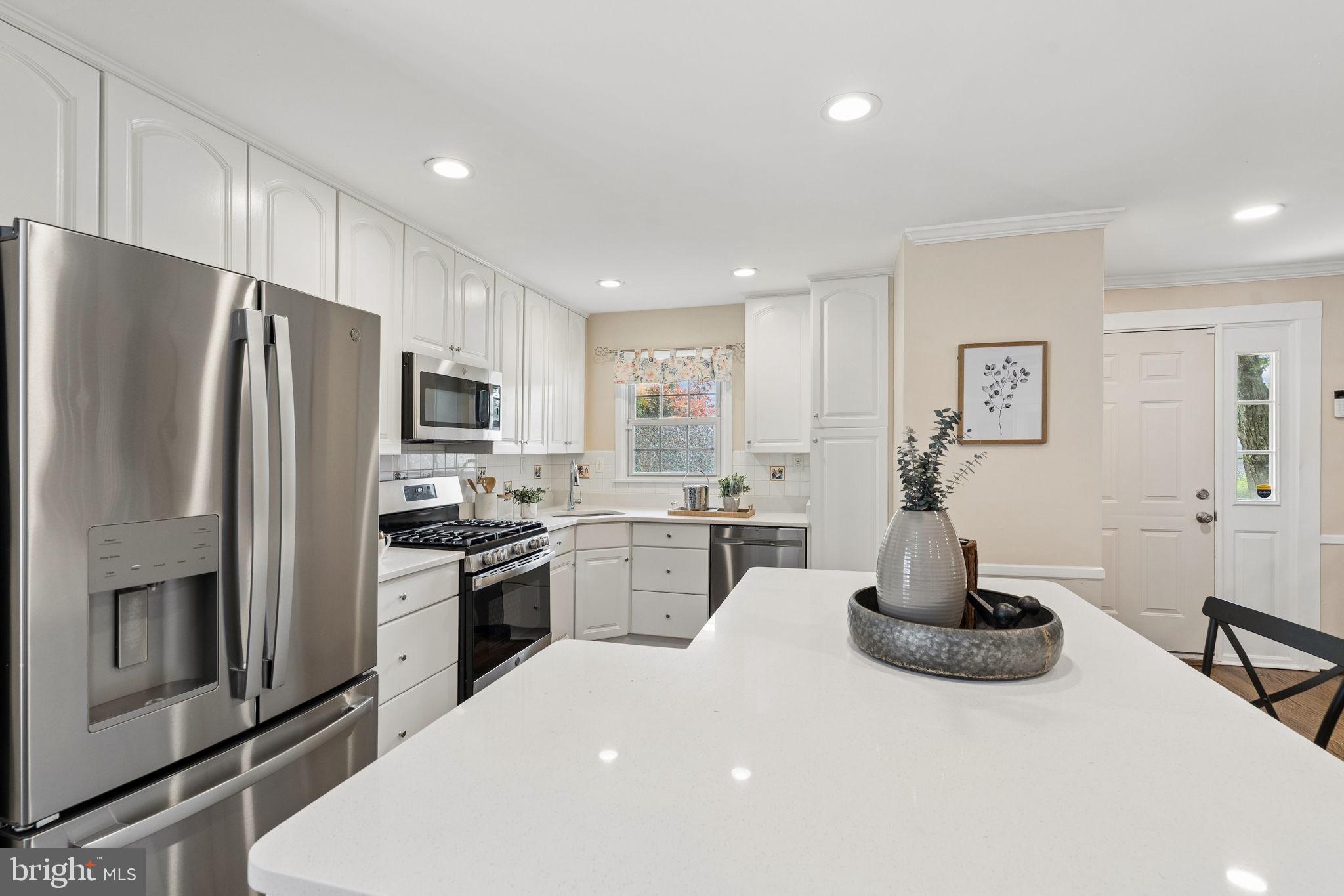 ORCHARD HILLS - Residential