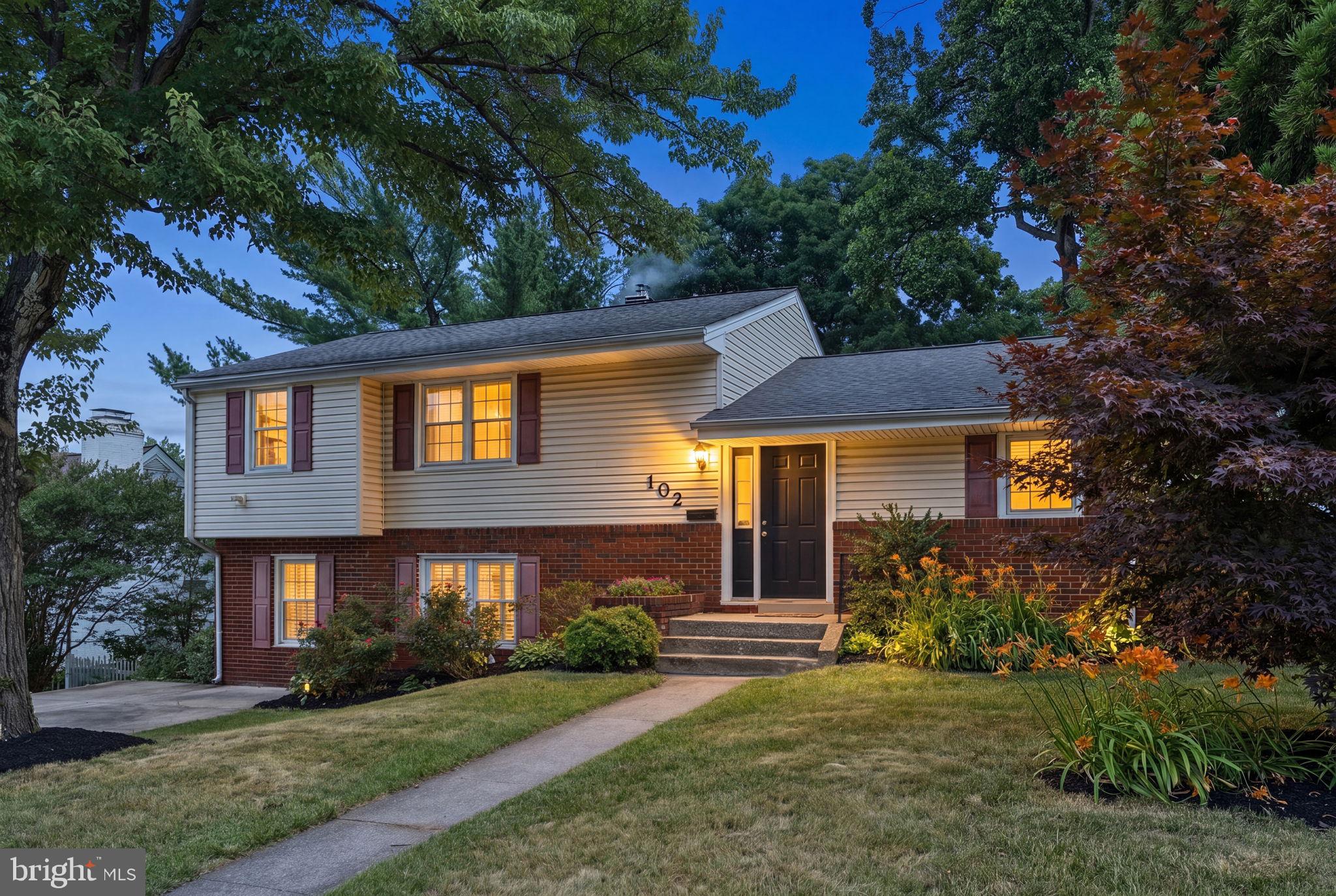 ORCHARD HILLS - Residential