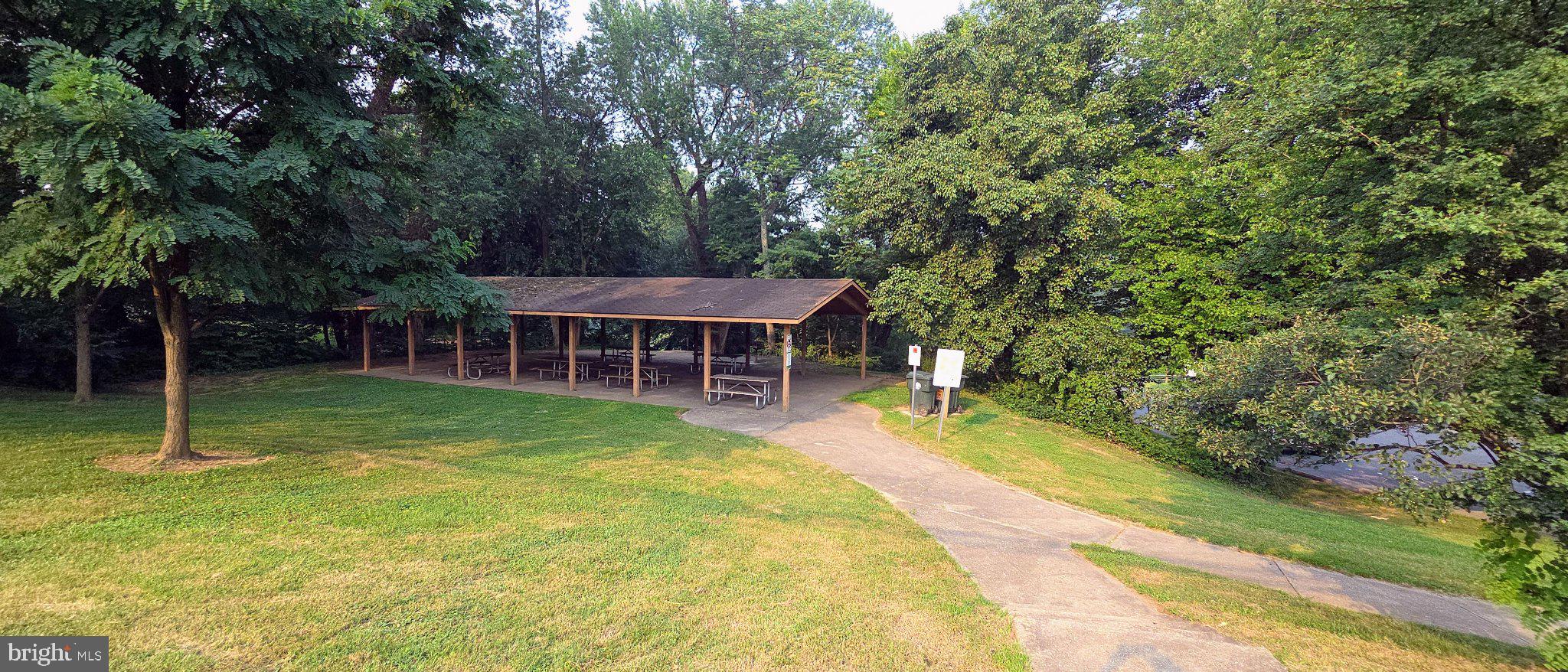 PICKWICK VILLAGE - Residential