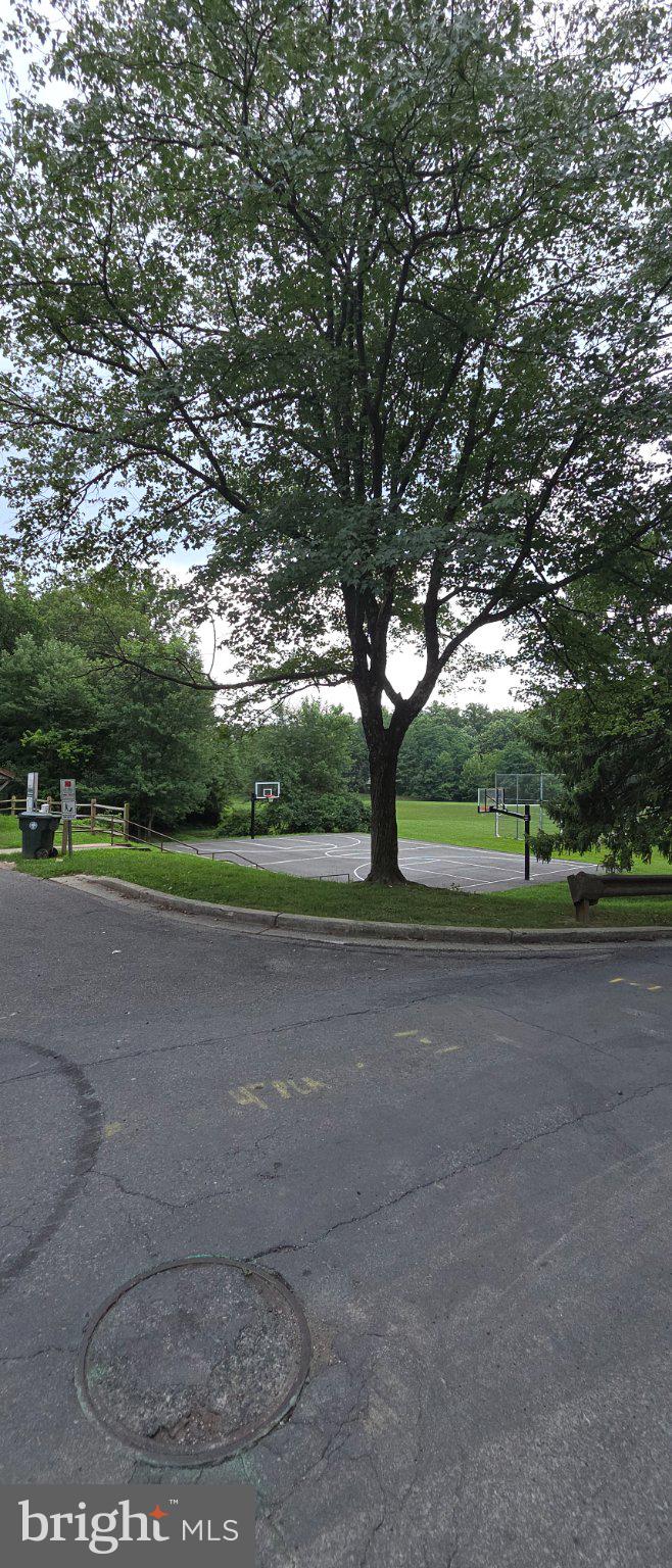 PICKWICK VILLAGE - Residential