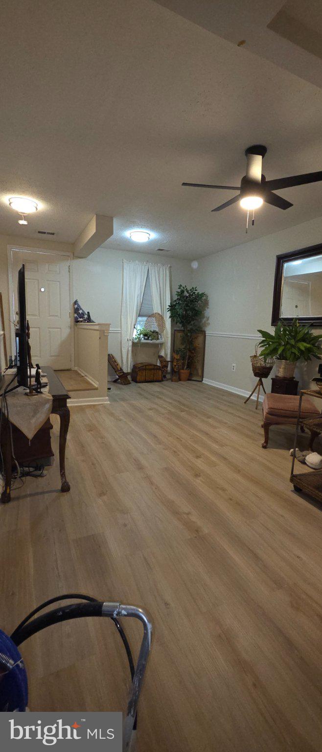 PICKWICK VILLAGE - Residential