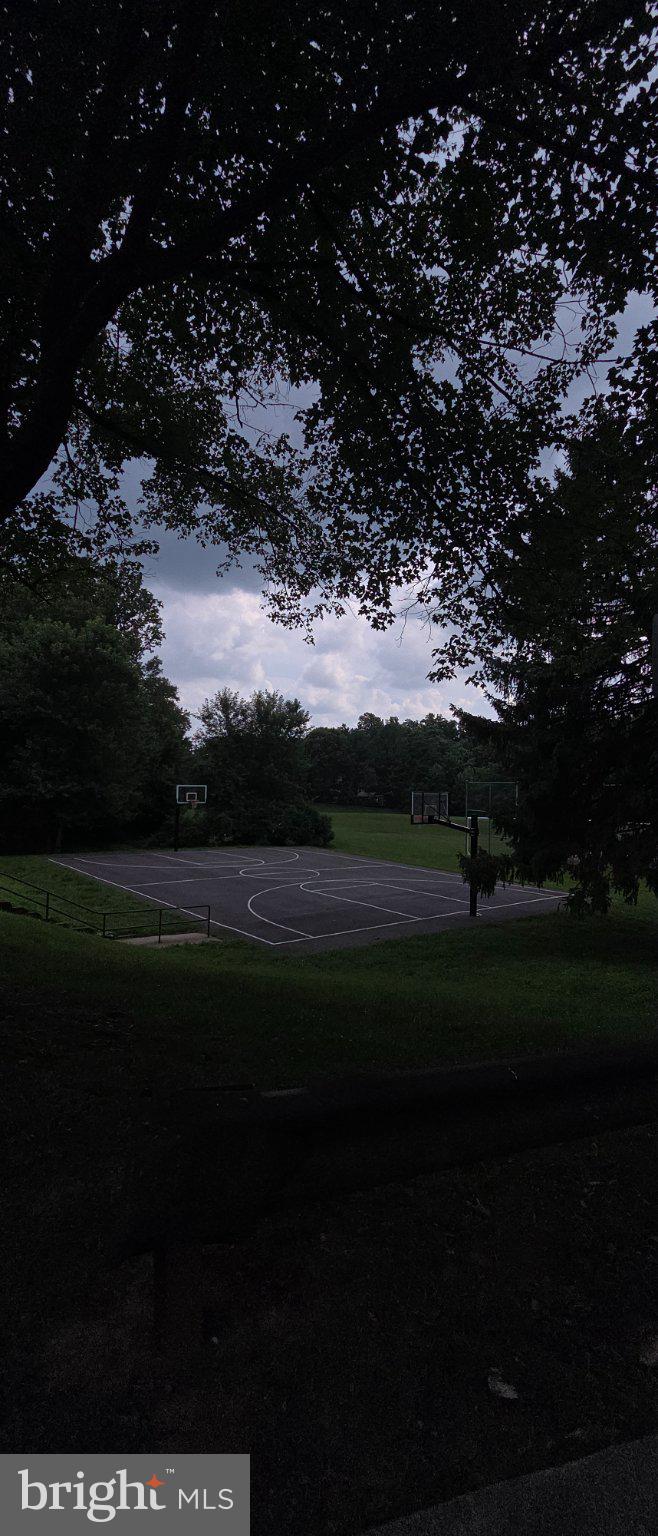 PICKWICK VILLAGE - Residential