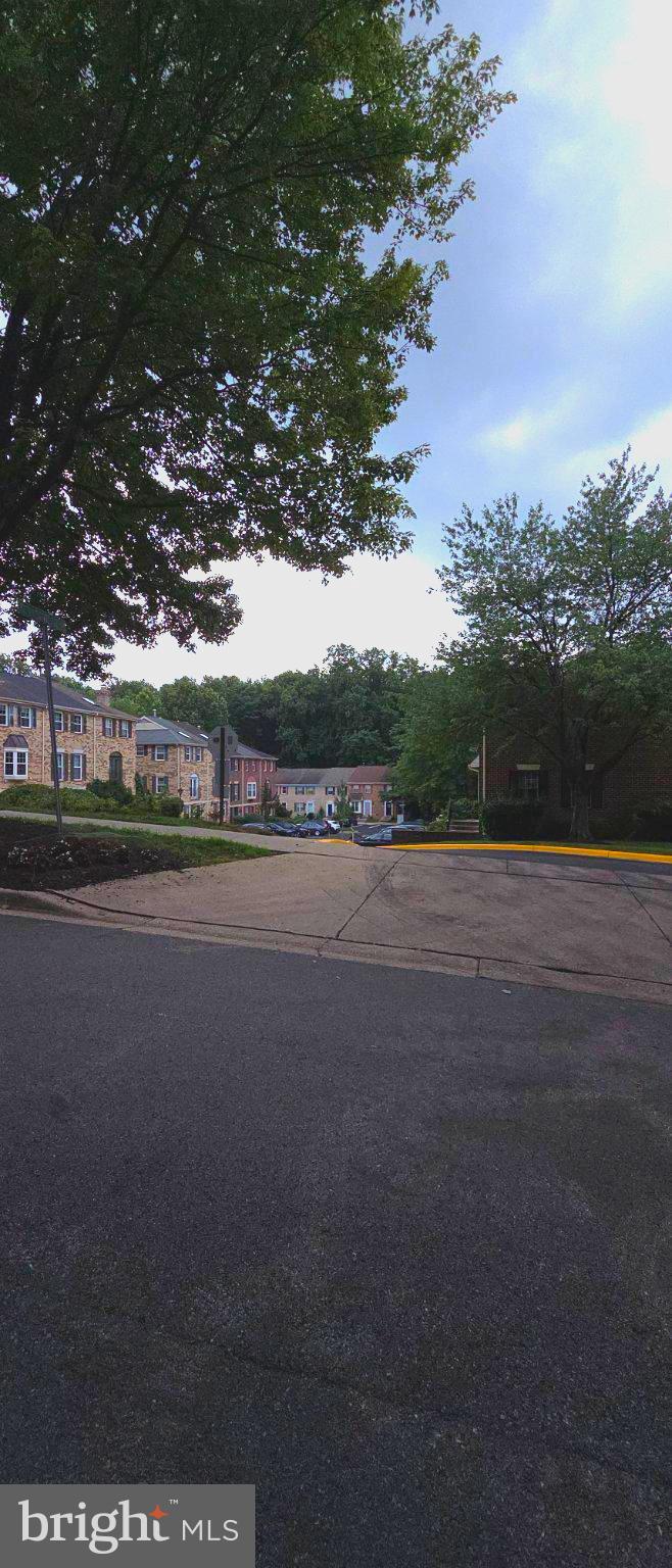 PICKWICK VILLAGE - Residential