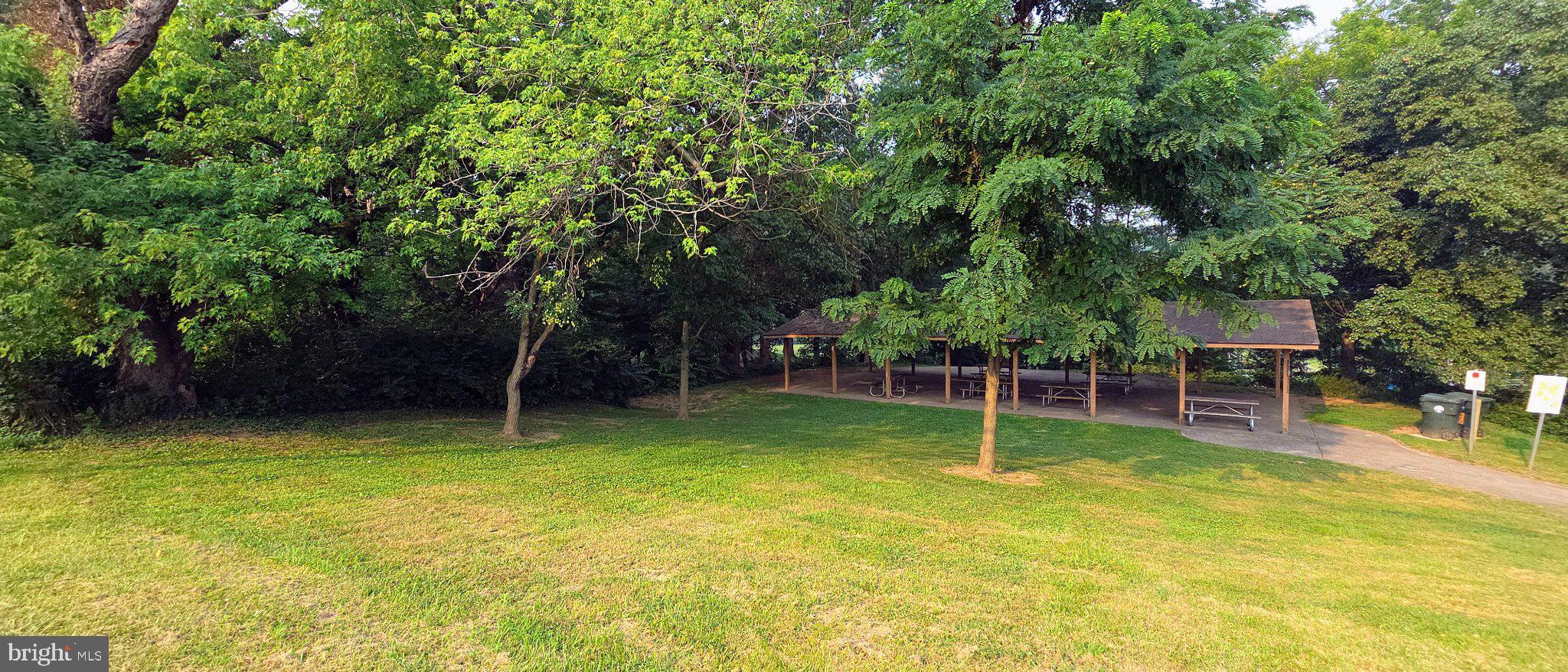 PICKWICK VILLAGE - Residential