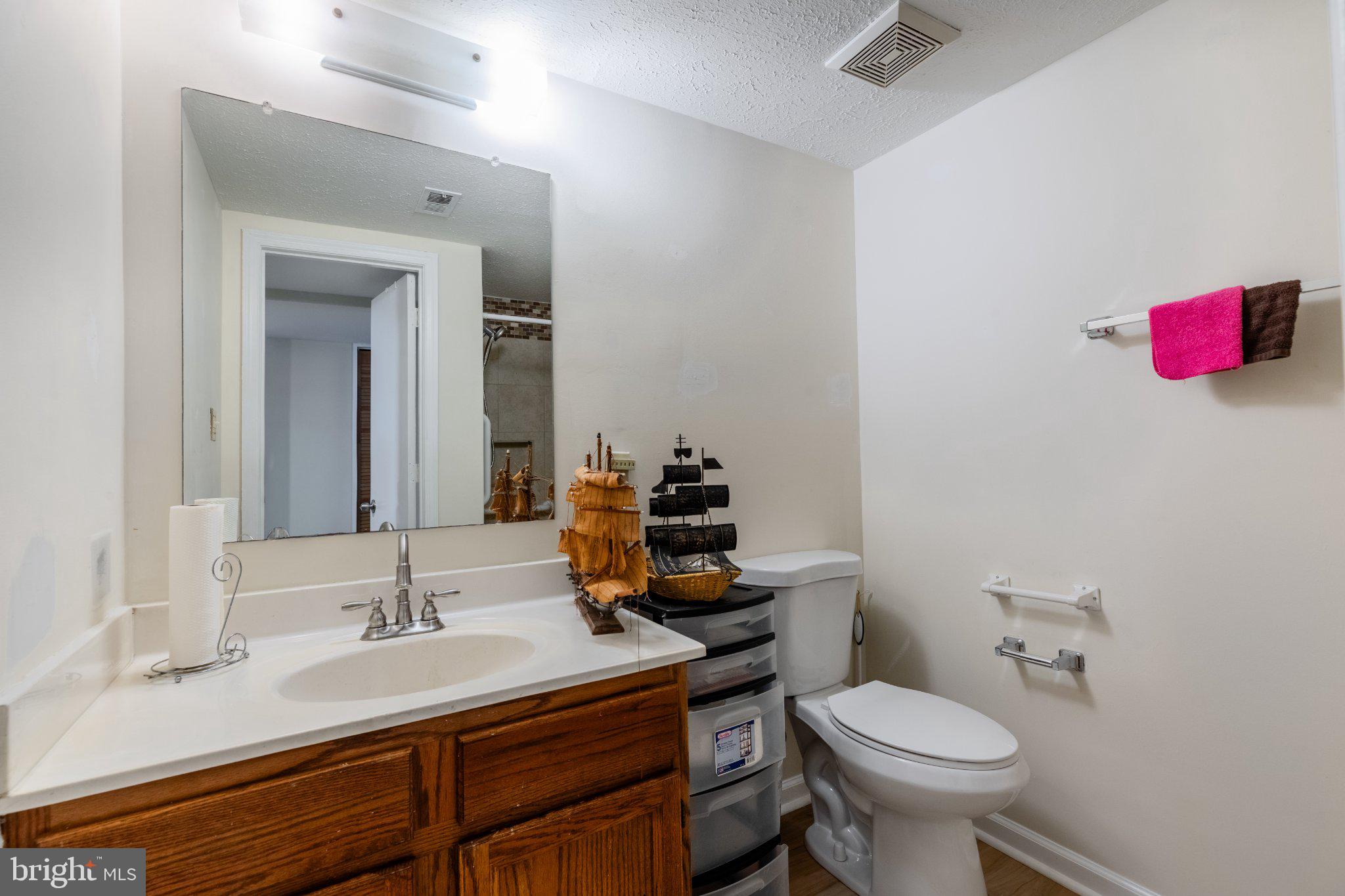 PICKWICK VILLAGE - Residential