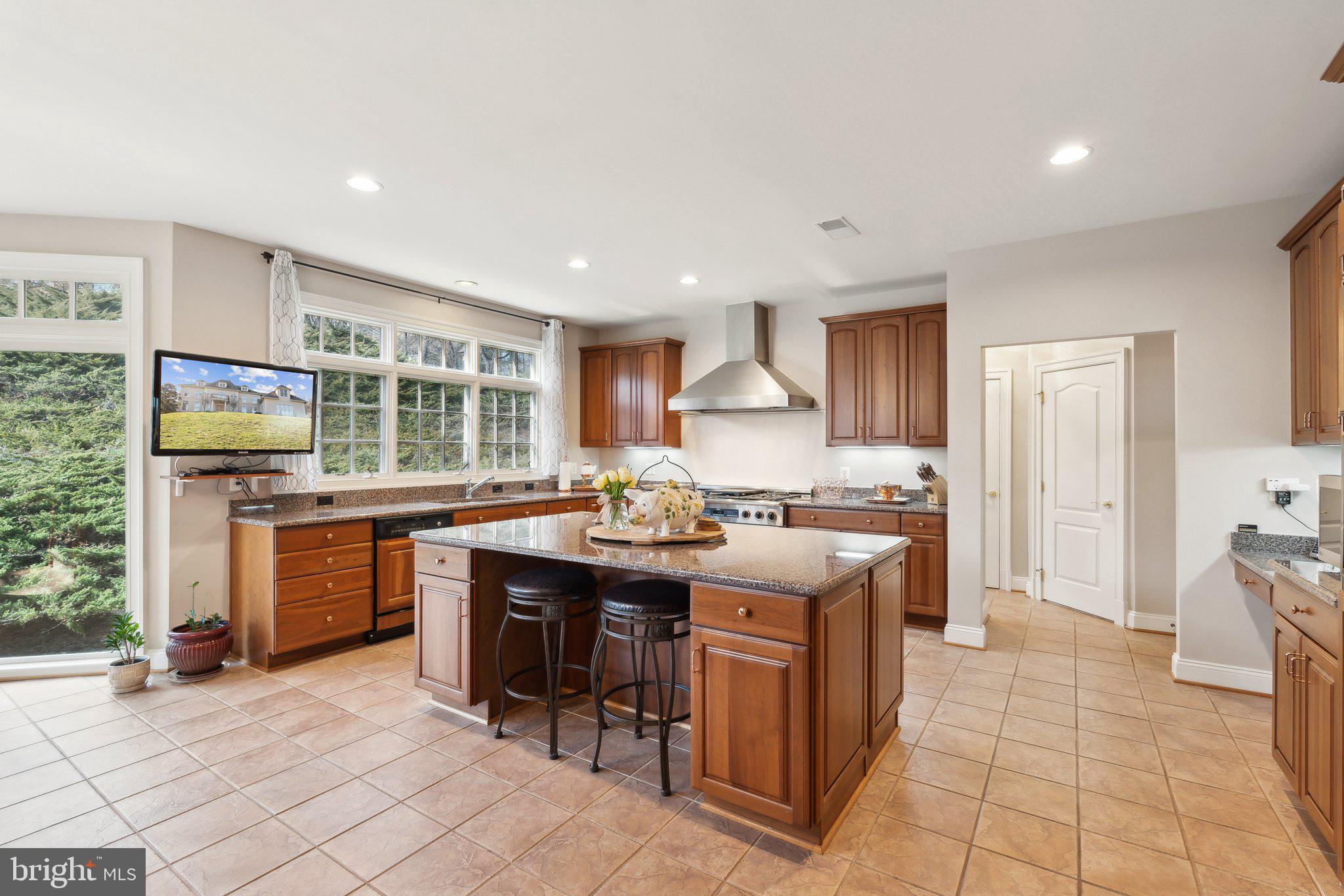 BEACON HILL - Residential