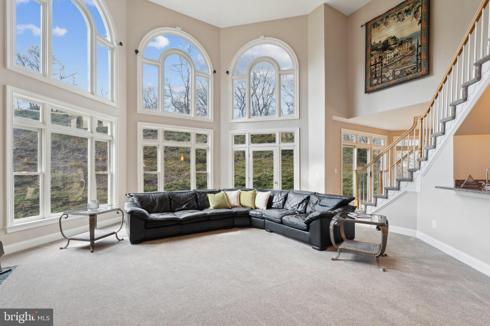 BEACON HILL - Residential