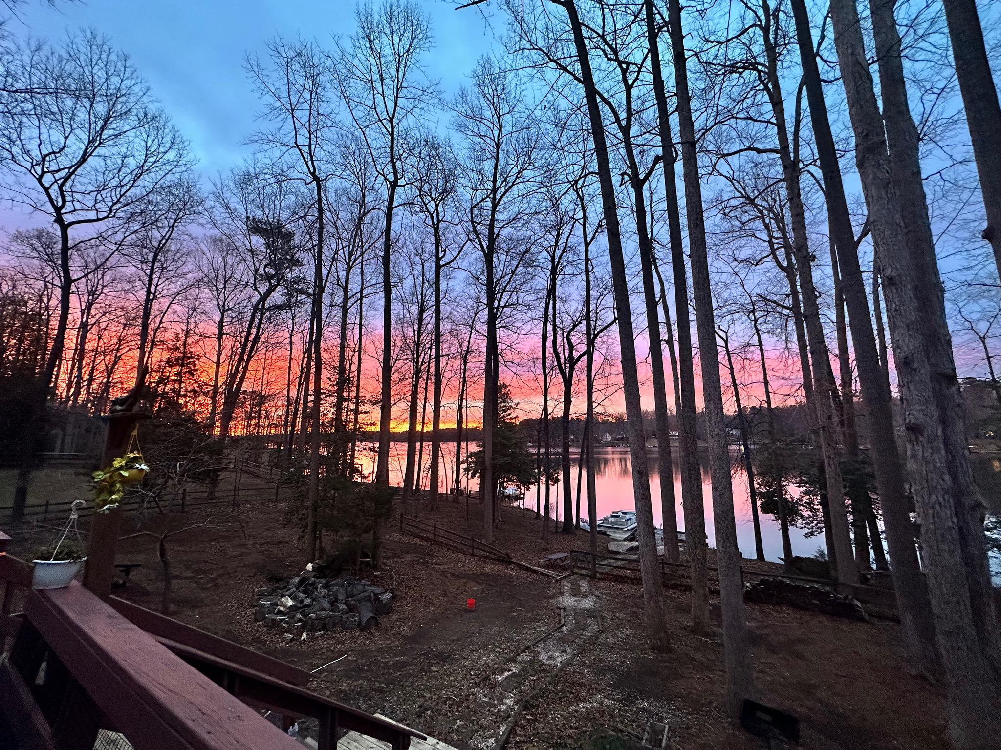 LAKE CAROLINE - Residential
