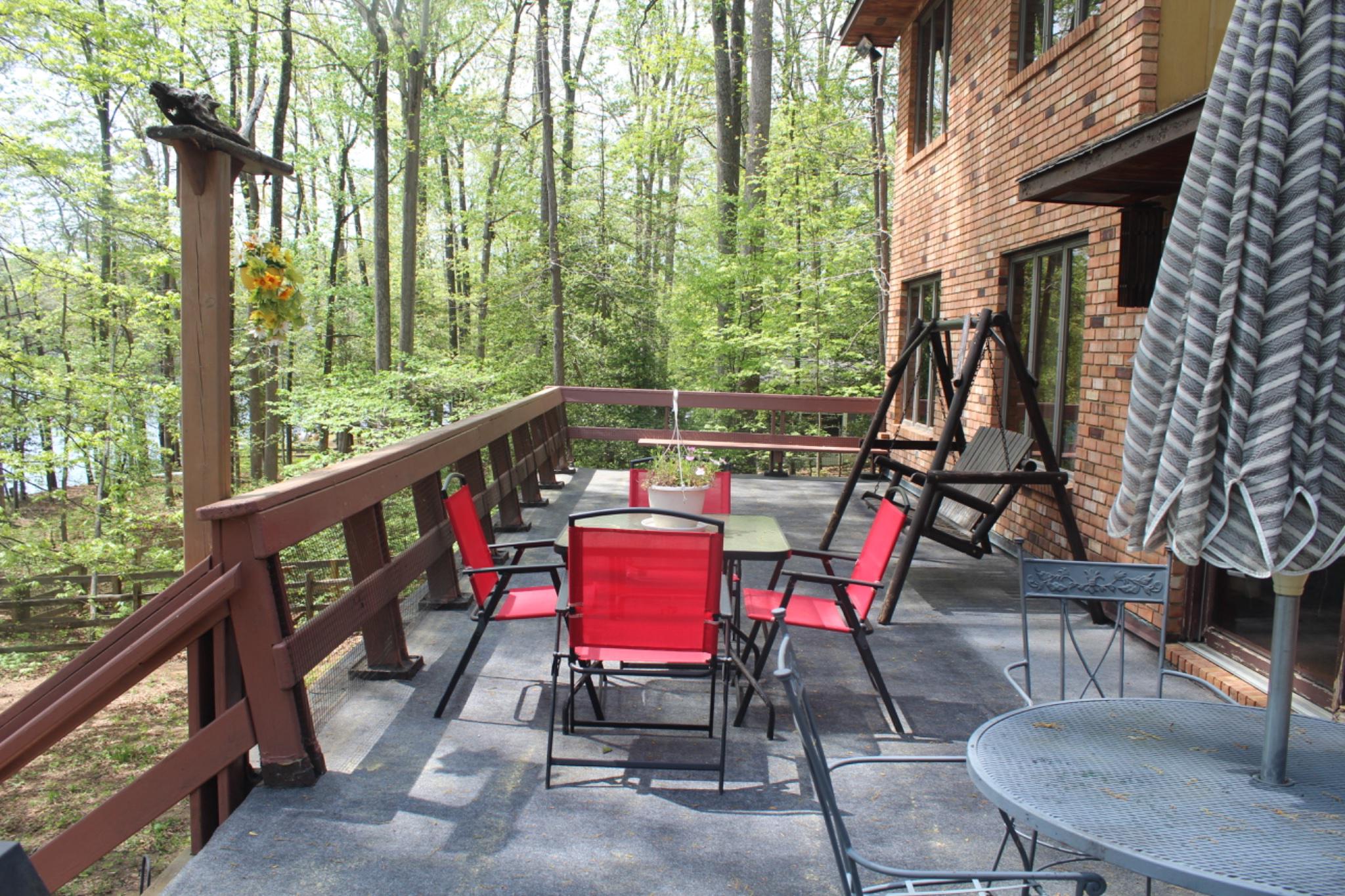 LAKE CAROLINE - Residential