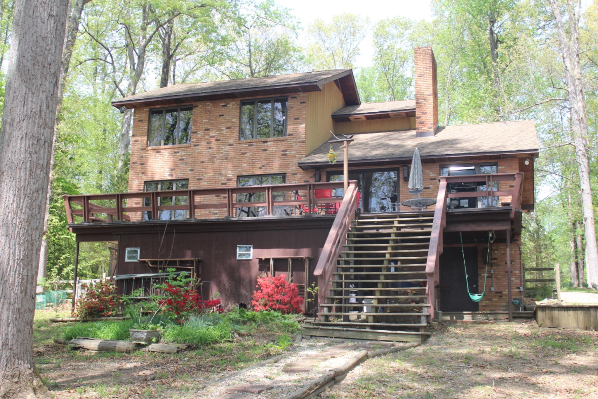 LAKE CAROLINE - Residential