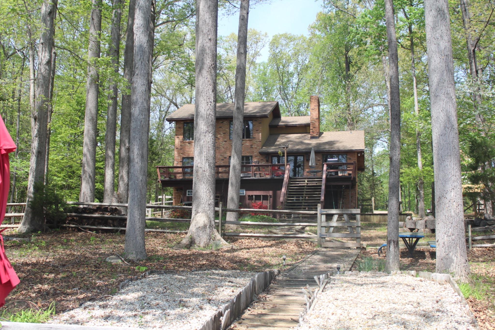 LAKE CAROLINE - Residential