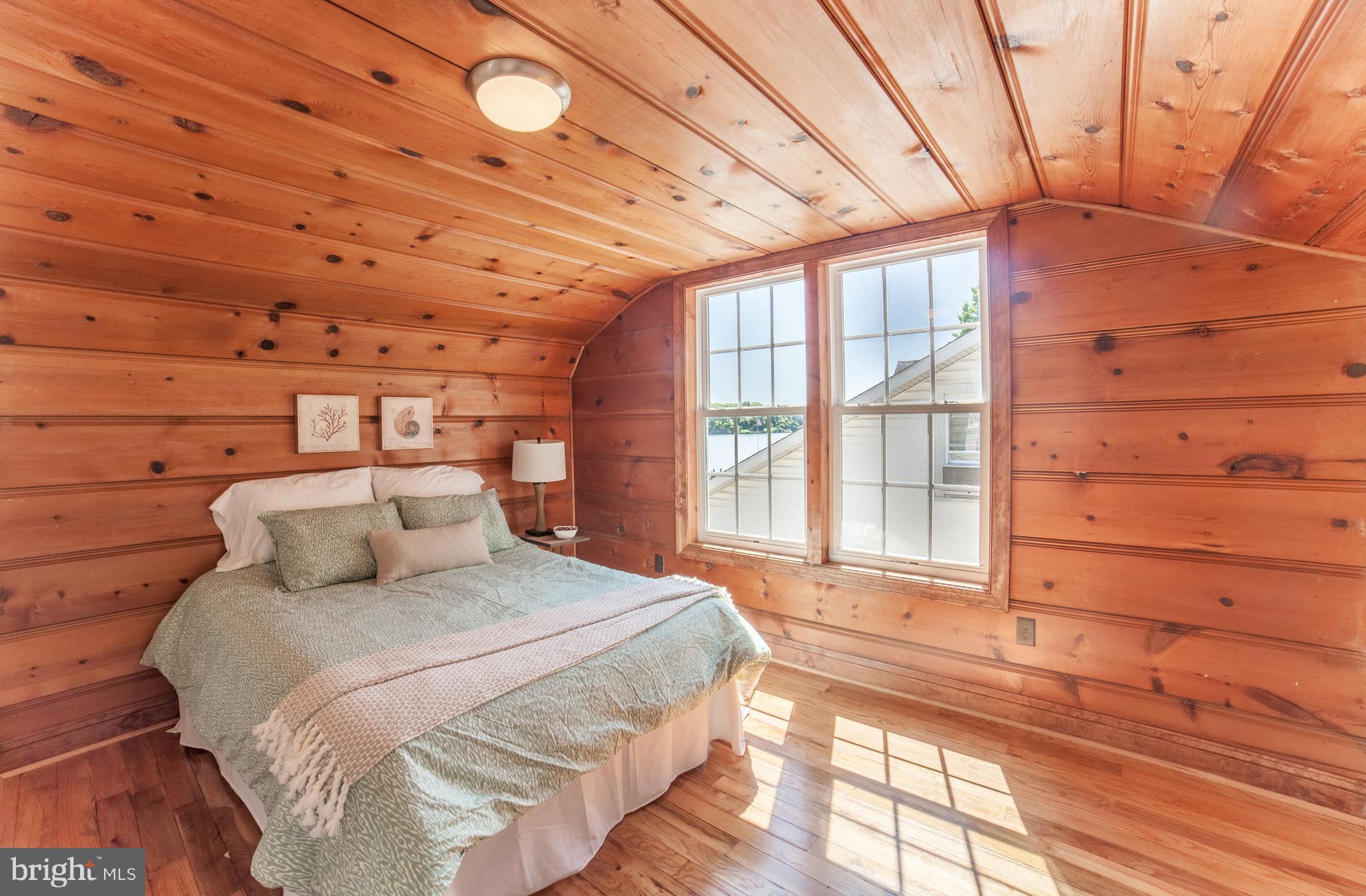 LONG POINT - Residential