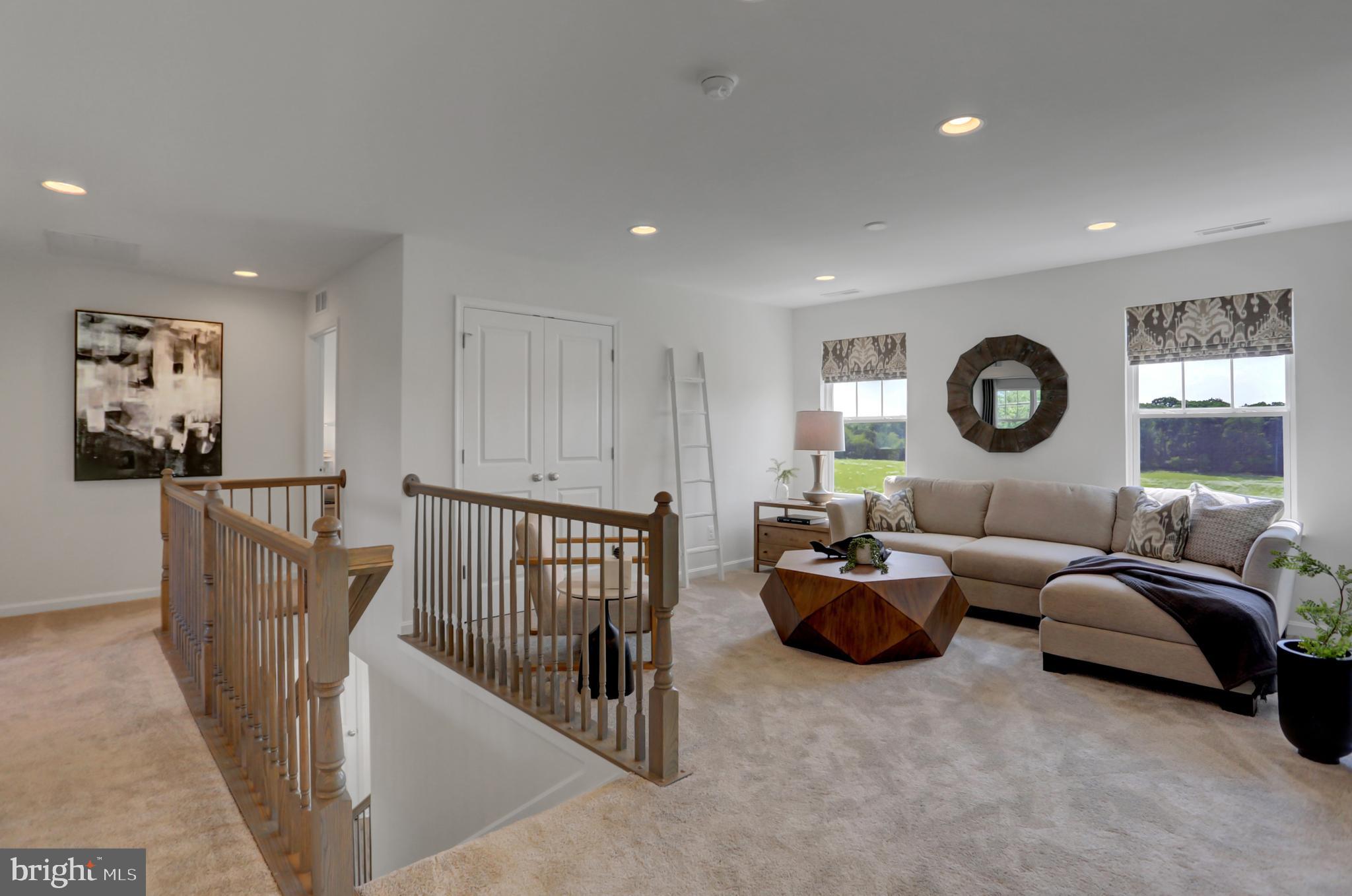 WARM SPRING RIDGE - Residential