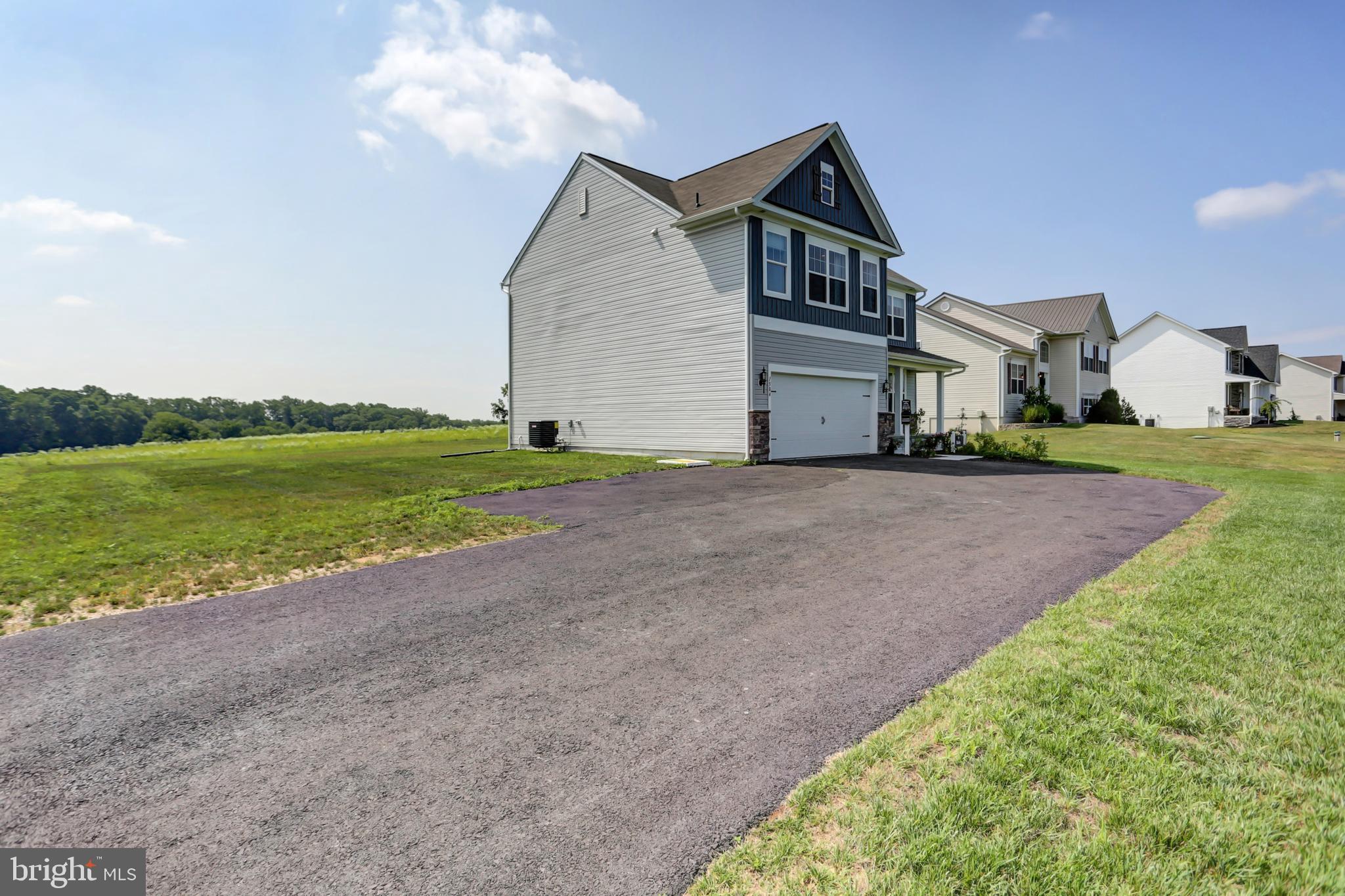 WARM SPRING RIDGE - Residential