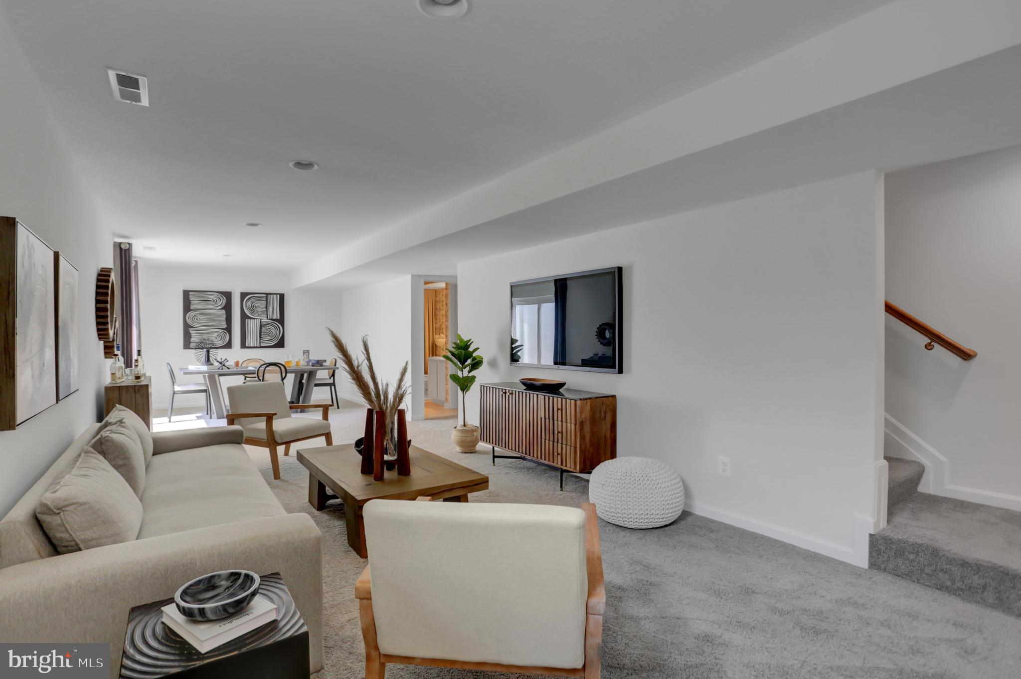 WARM SPRING RIDGE - Residential