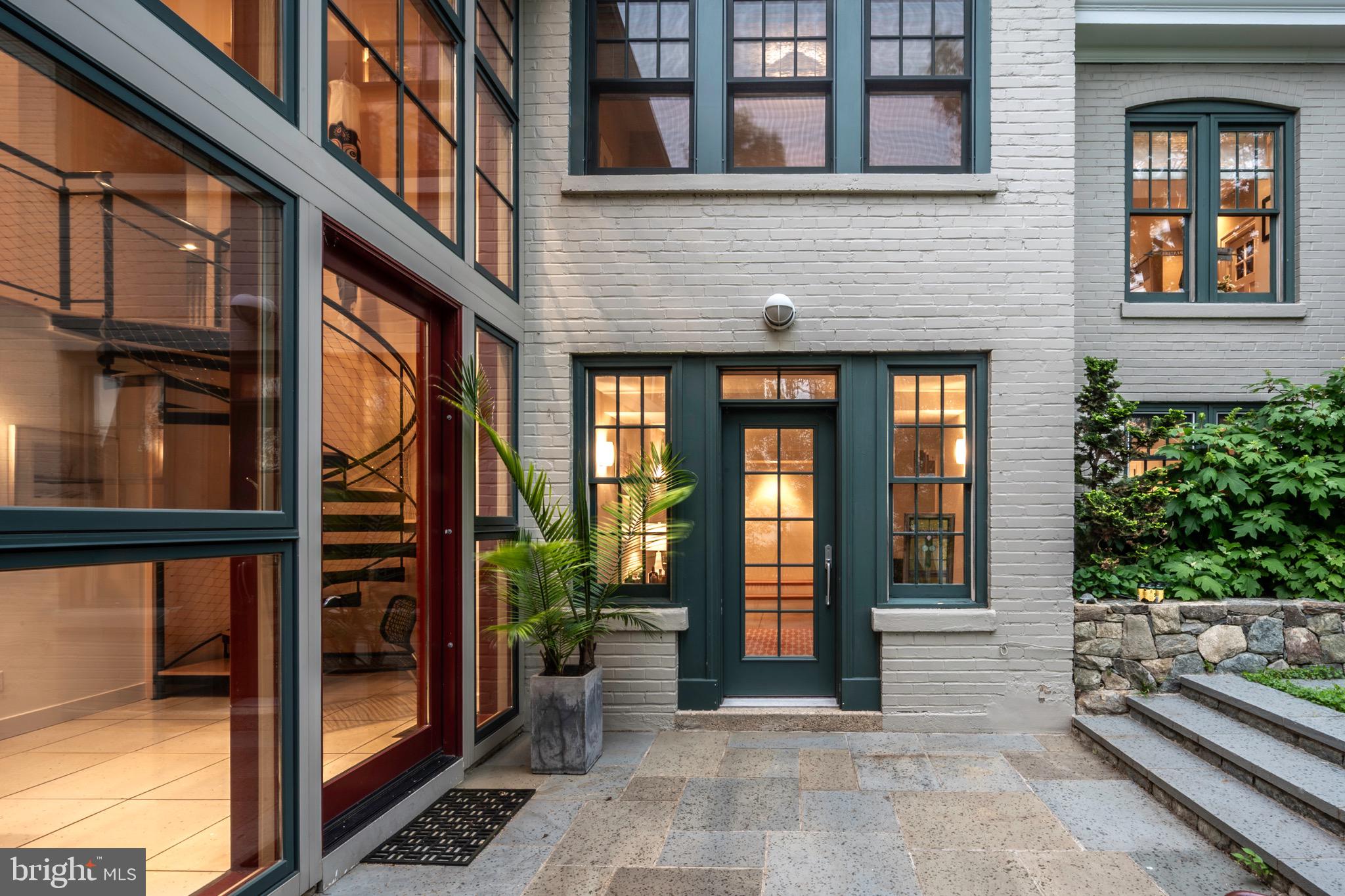 ROSEMONT - Residential