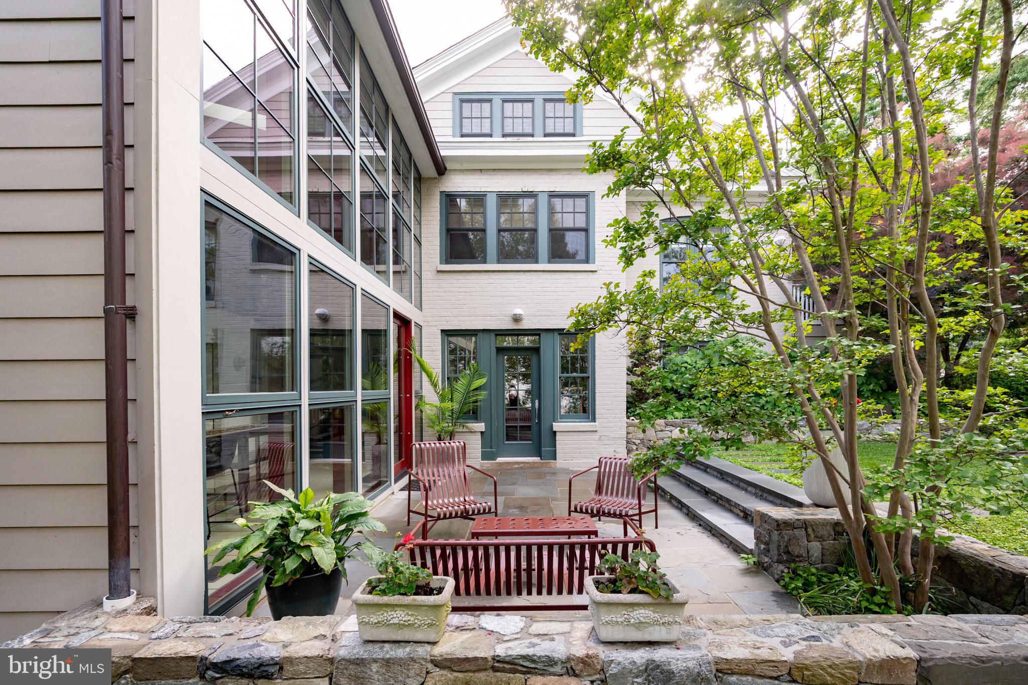 ROSEMONT - Residential