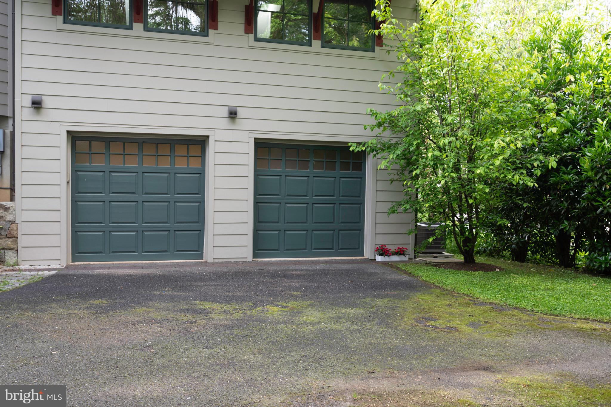 ROSEMONT - Residential