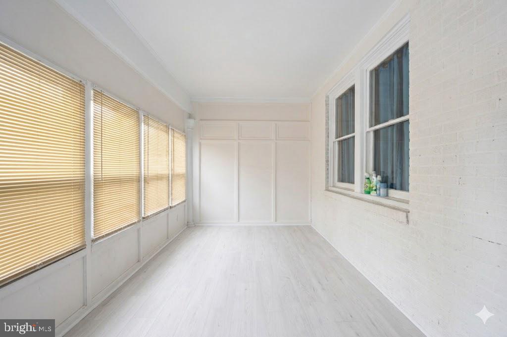 FRANKFORD - Residential