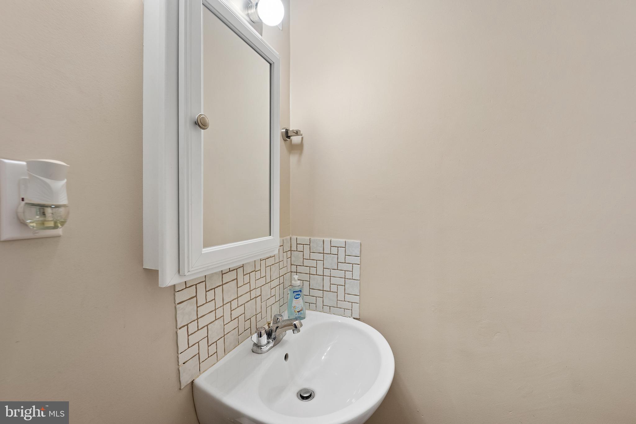 FRANKFORD - Residential