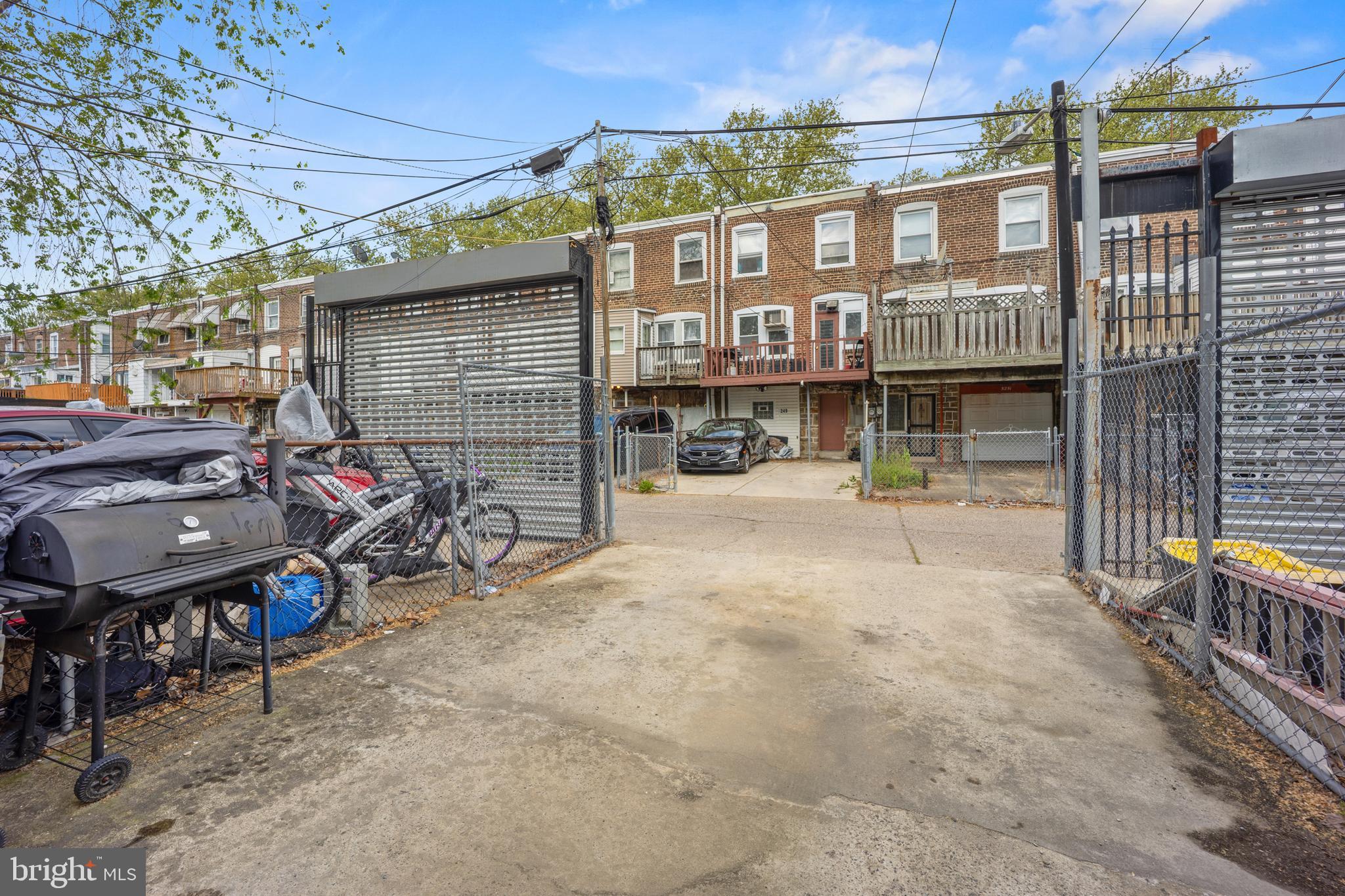 FRANKFORD - Residential