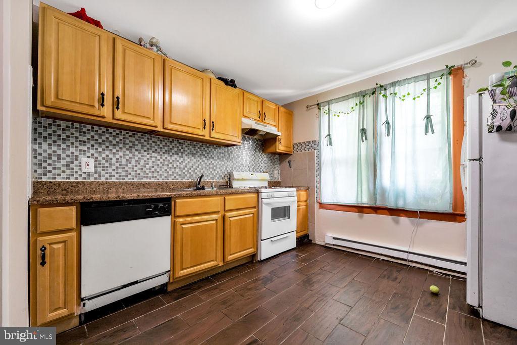 PHILADELPHIA (SOUTHWEST) - Residential