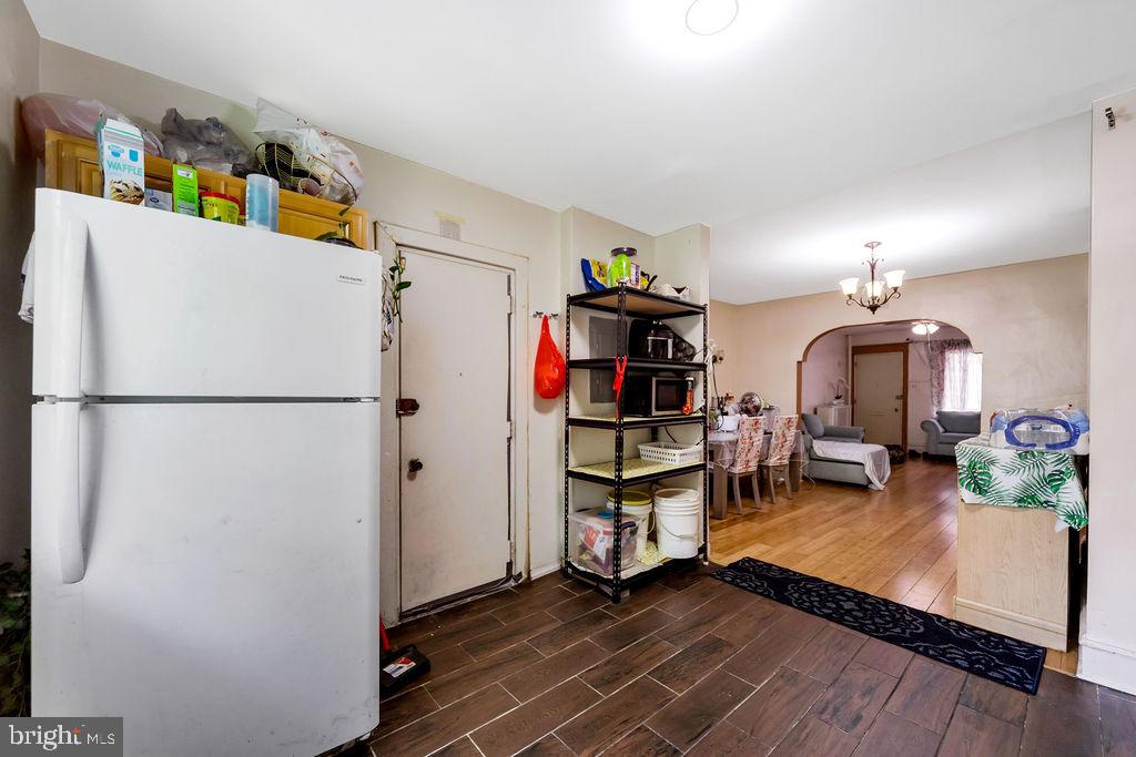 PHILADELPHIA (SOUTHWEST) - Residential