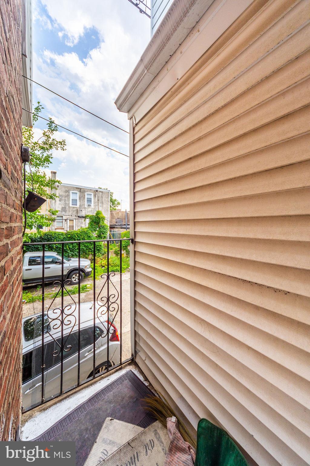PHILADELPHIA (SOUTHWEST) - Residential