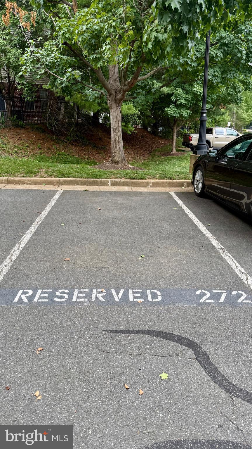LILLIAN COURT AT TYSONS - Residential