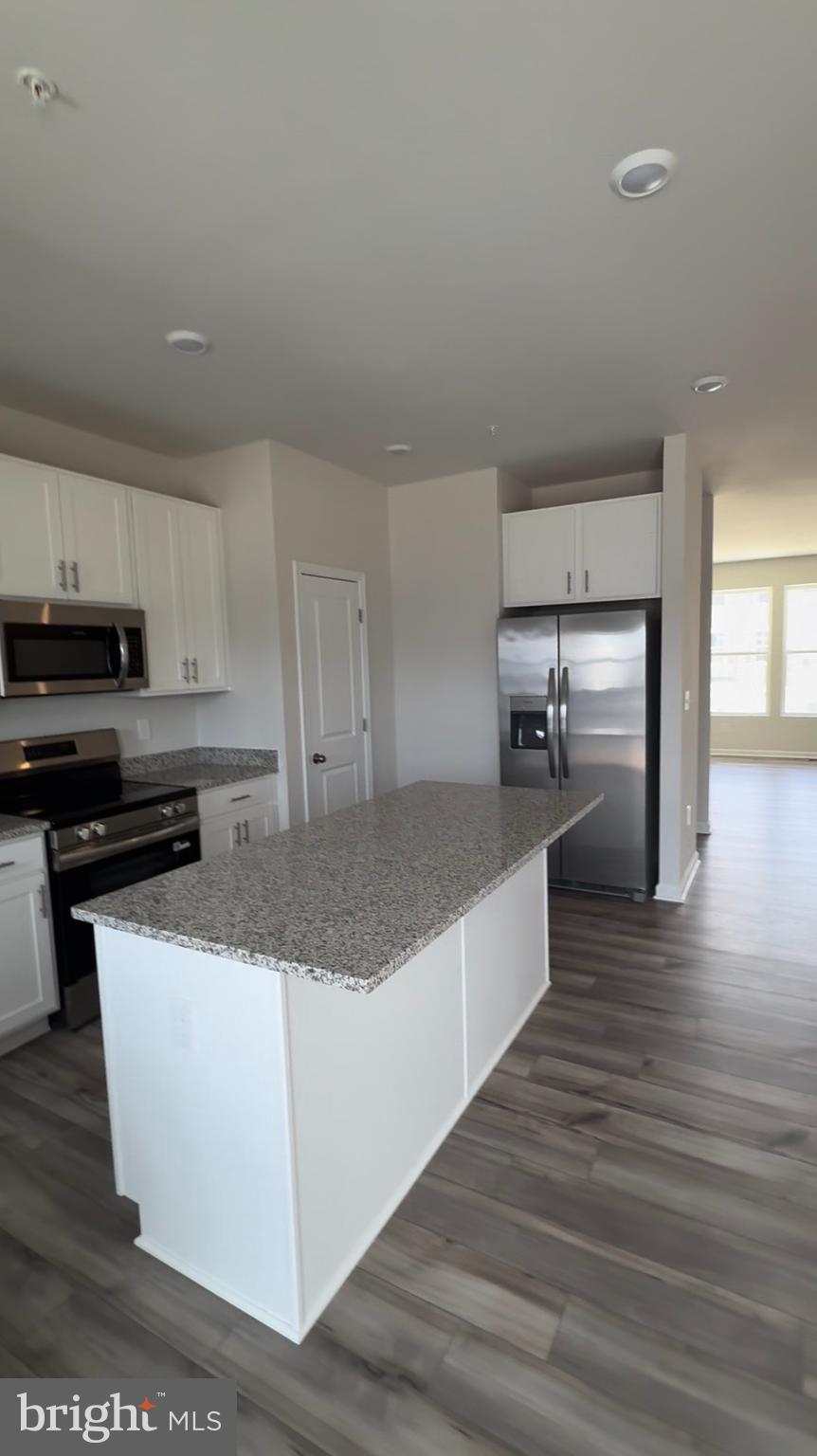 HIGHLAND ESTATES - Residential