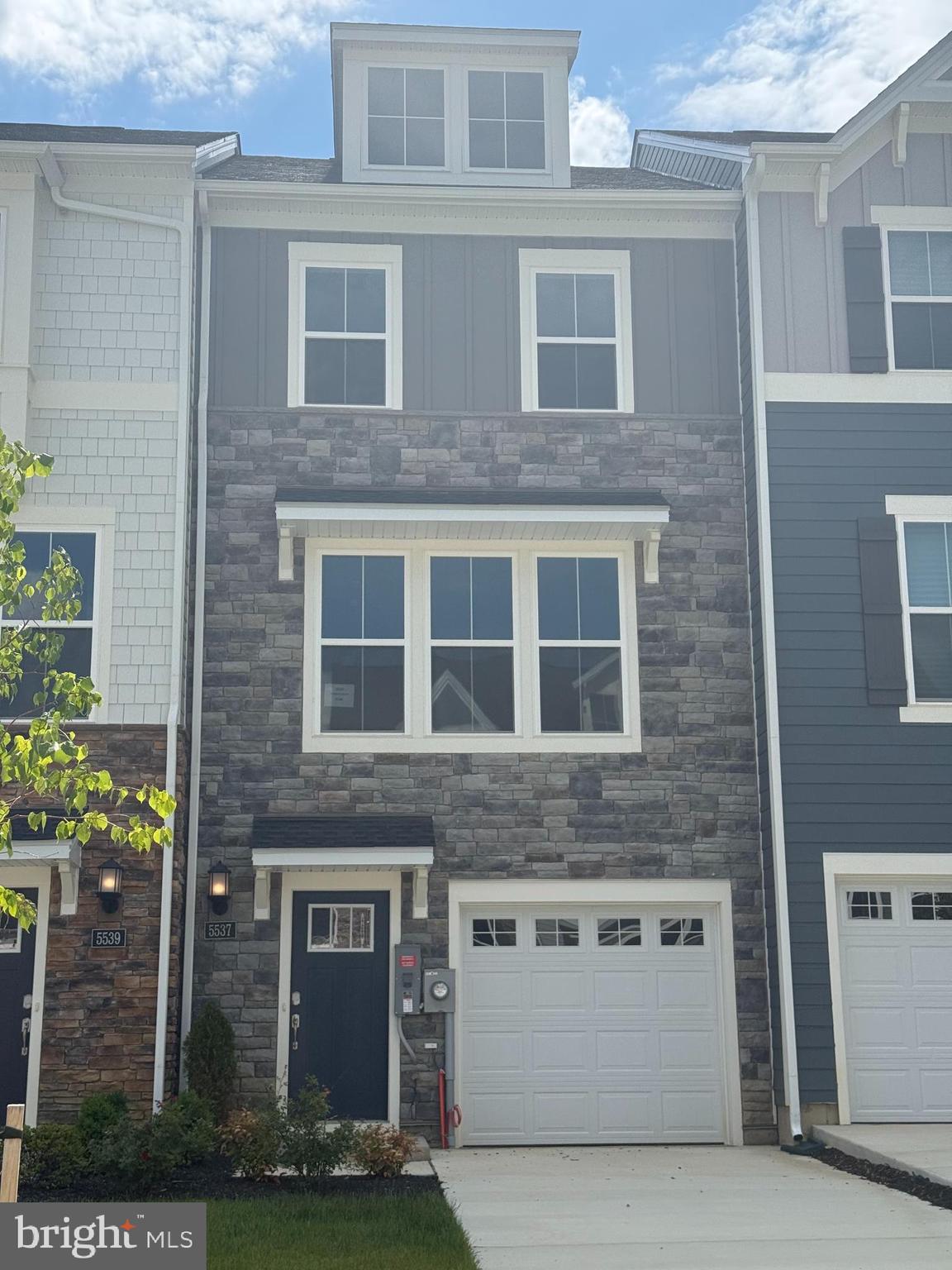 HIGHLAND ESTATES - Residential