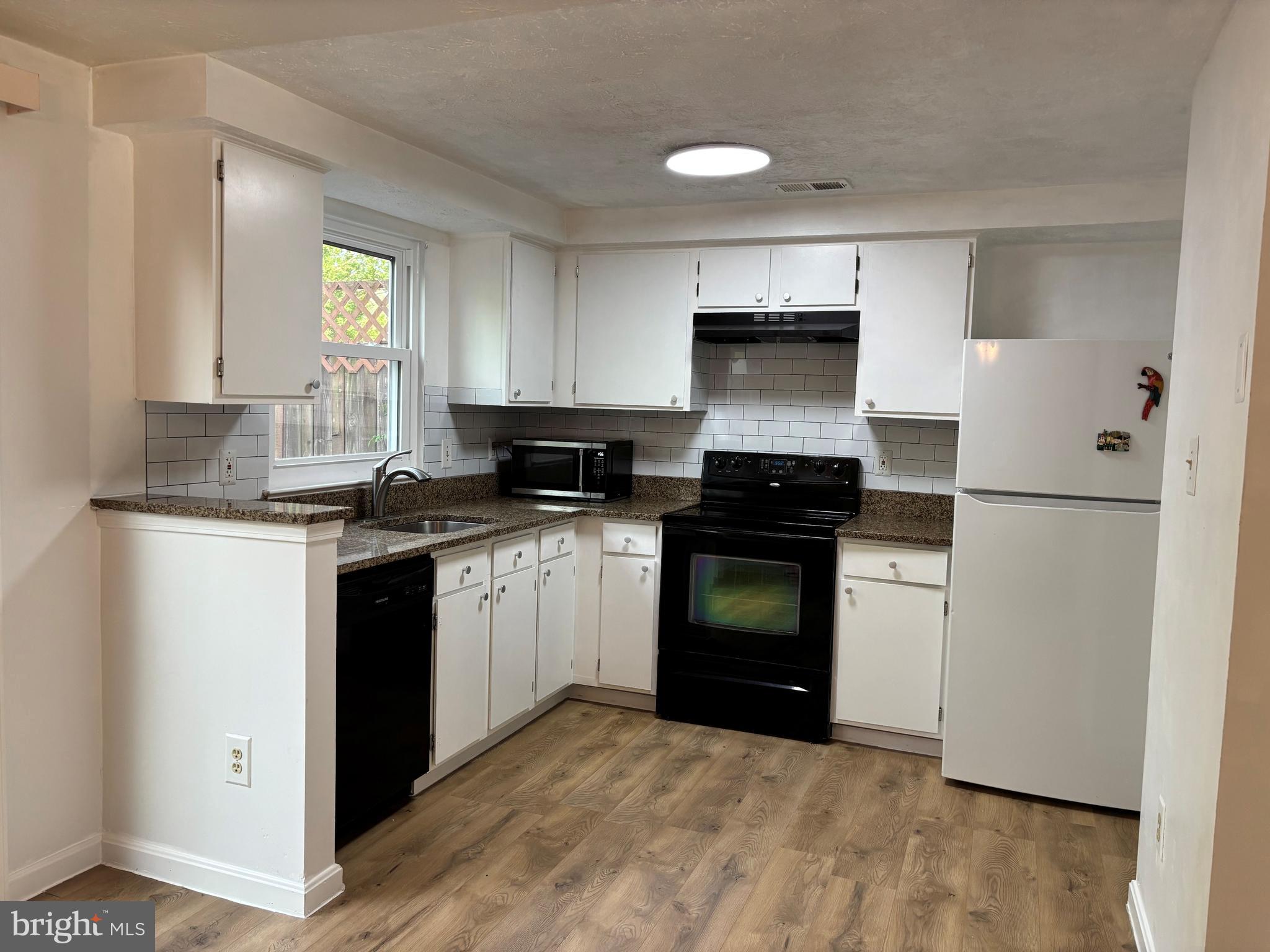 GREENWOOD FARM - Residential