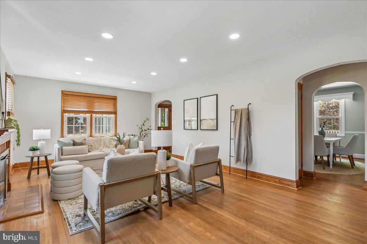 DARNALL MANOR - Residential