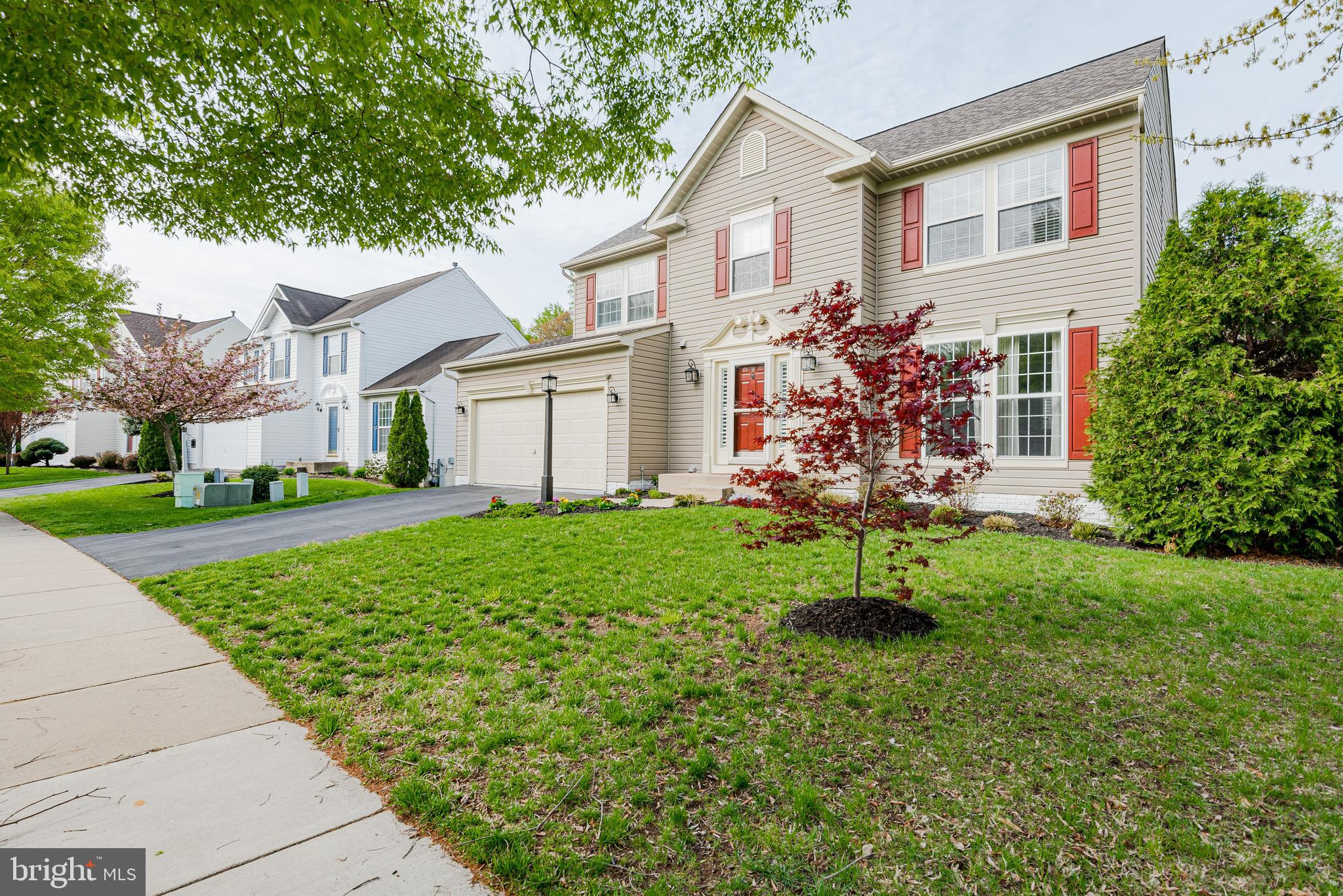 FARMINGTON VILLAGE - Residential