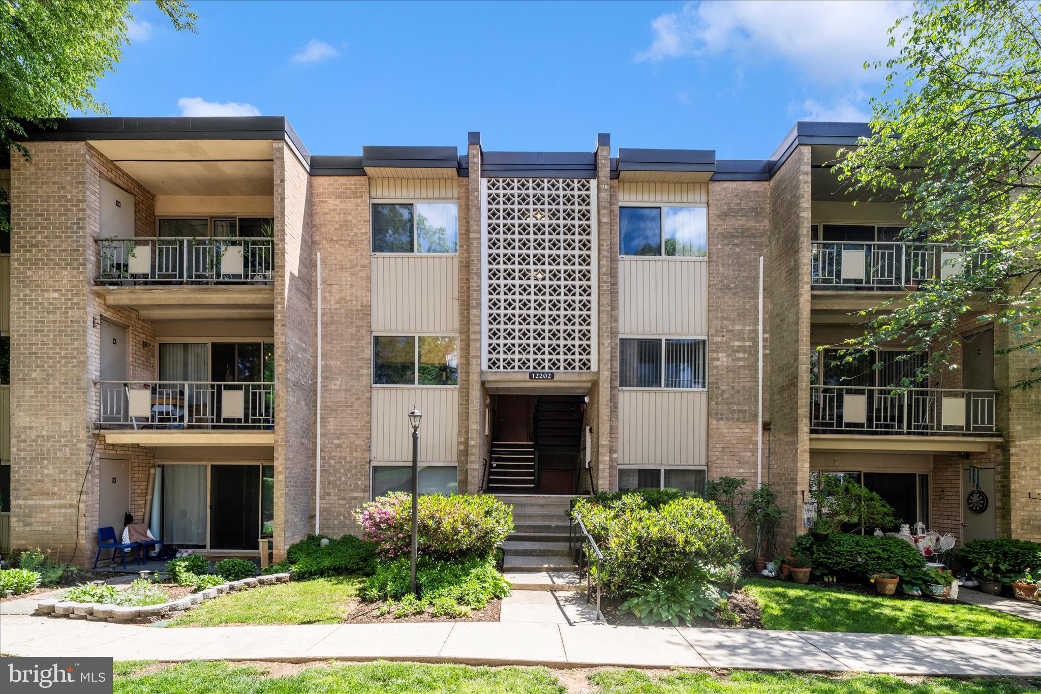 Welcome to 12202 Braxfield Ct #16, this bright and refreshed 2-bedroom, 1-bath upper-level condo is truly move-in ready and delivers an appealing blend of style and function.  Inside, you’ll find brand new flooring throughout and fresh paint that gives the home a crisp, inviting feel. The kitchen stands out with granite countertops and updated appliances, creating a space that is both attractive and practical for everyday cooking or entertaining.  As an upper-level unit, the home enjoys abundant natural light throughout the day, enhancing the open feel of the living spaces. Two nicely sized bedrooms and a full bath provide flexible space for sleeping, working from home, or hosting guests.  Bethesda Park offers a strong list of community amenities, including an outdoor seasonal pool, tennis courts, picnic and grilling areas, playgrounds, and wooded surroundings.  The location is another major highlight. Twinbrook Metro is approximately one mile away. You’re also just minutes from Pike & Rose, I-270, I-495, and NIH.