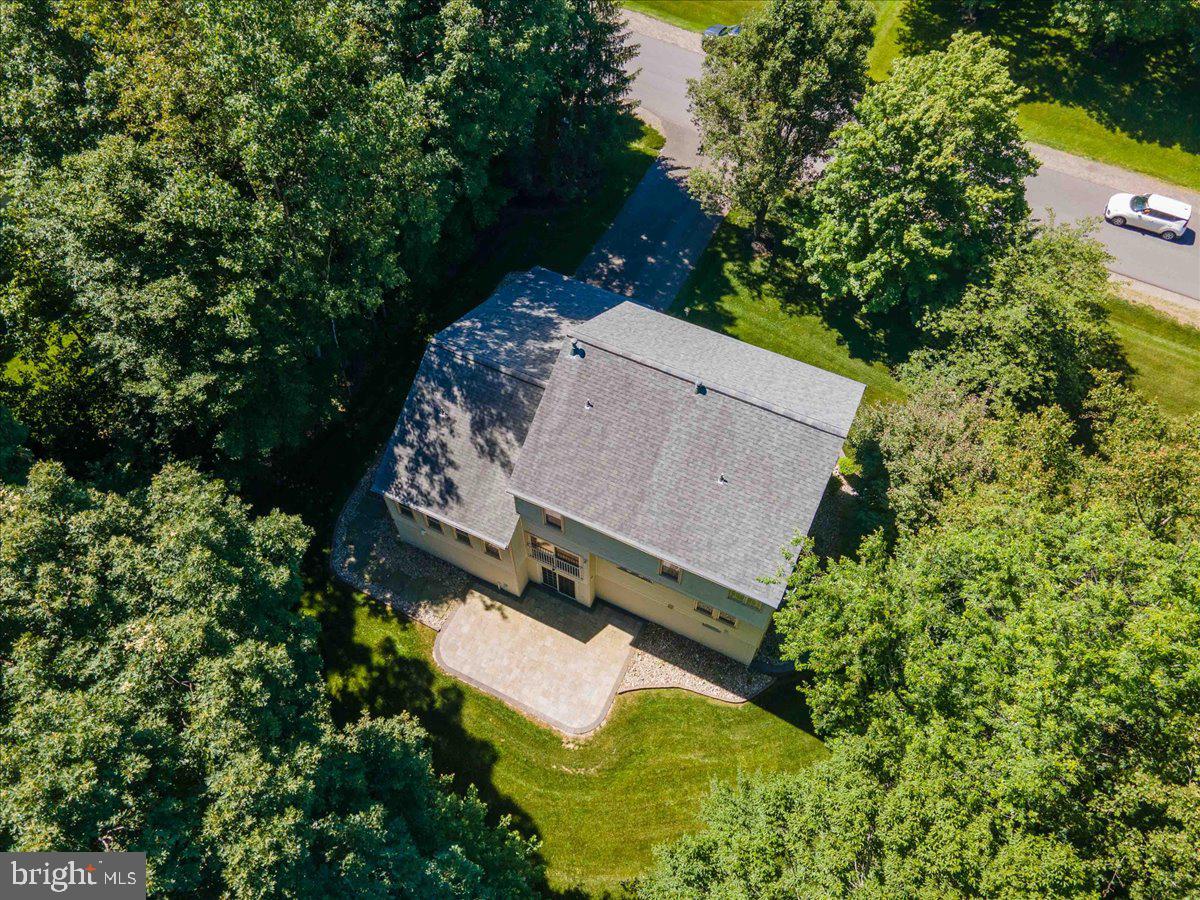 MEADOWBROOK WOODS - Residential