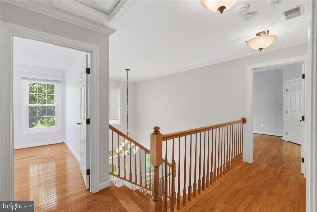 MEADOWBROOK WOODS - Residential