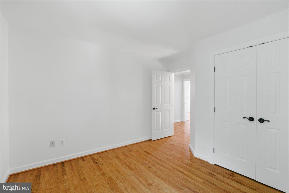 MEADOWBROOK WOODS - Residential